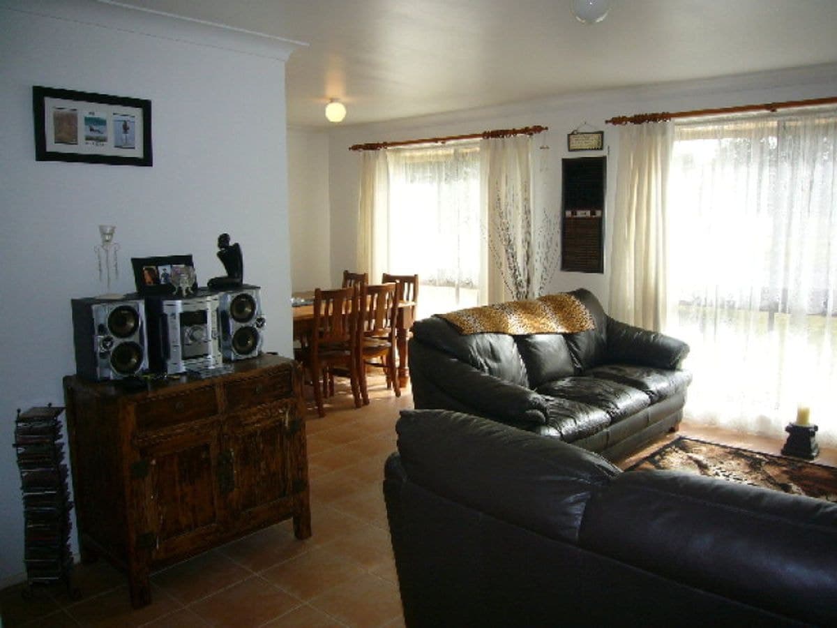 27 Tilligerry Track, Tanilba Bay, Tanilba Bay - Thumbnail 2