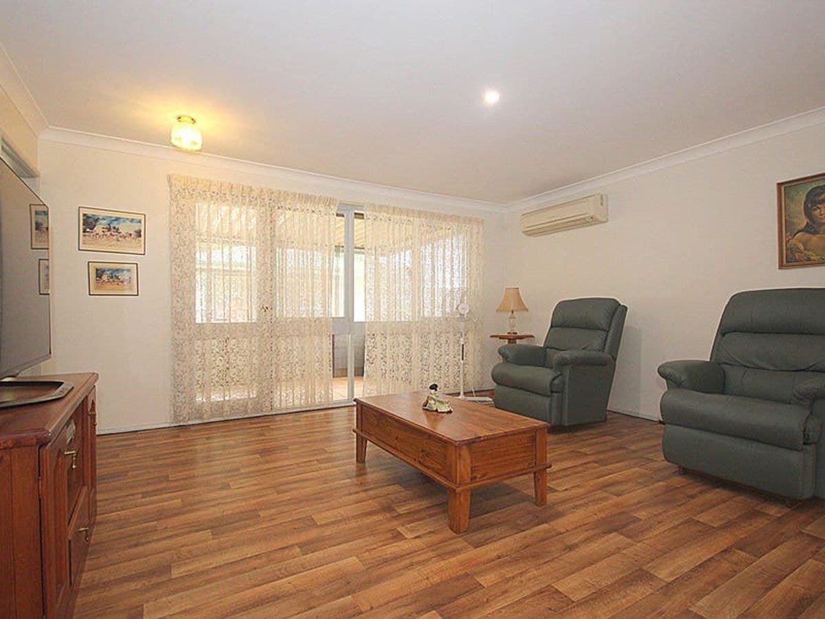 44 President Poincare Parade, Tanilba Bay, Tanilba Bay - Thumbnail 6