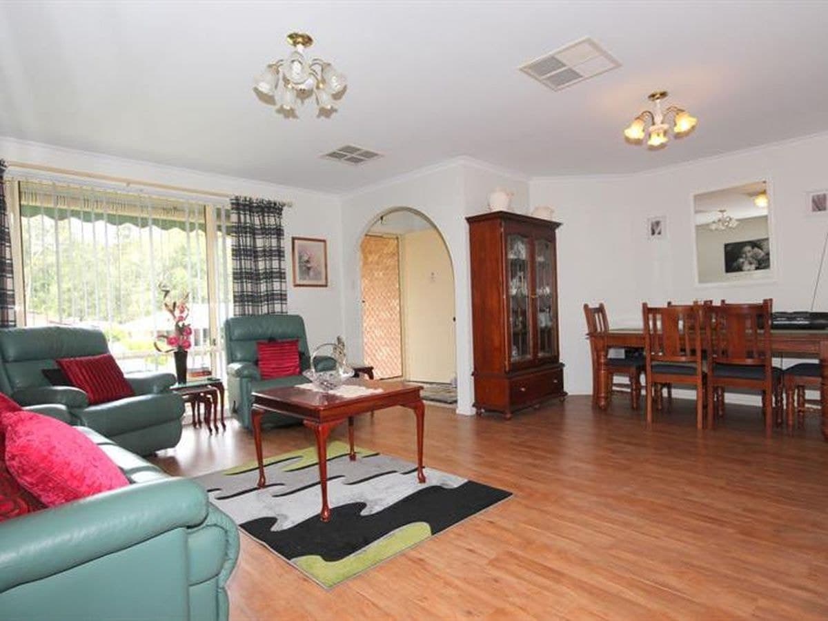 8 Purcell Ave, Lemon Tree Passage, Lemon Tree Passage - Thumbnail 2
