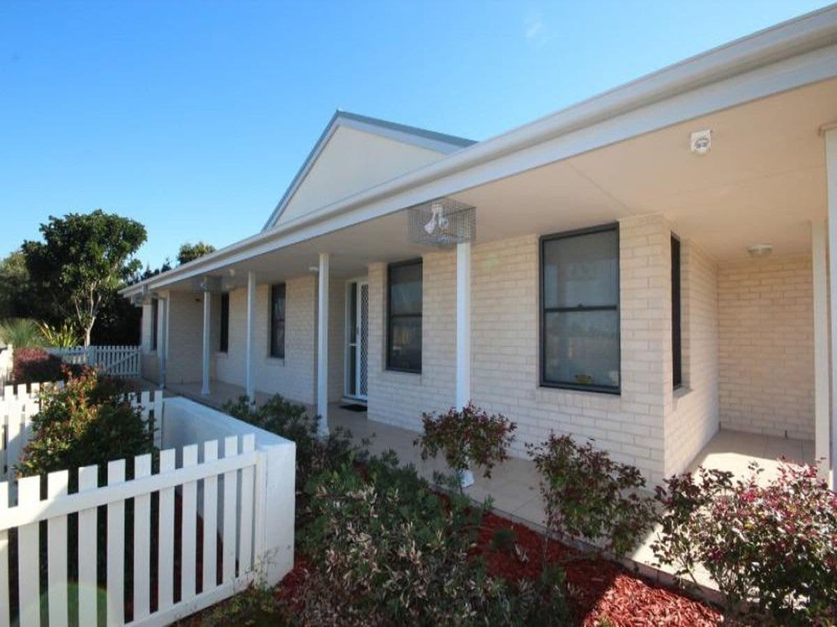5 Brittania Dr, Tanilba Bay, Tanilba Bay - Image 1