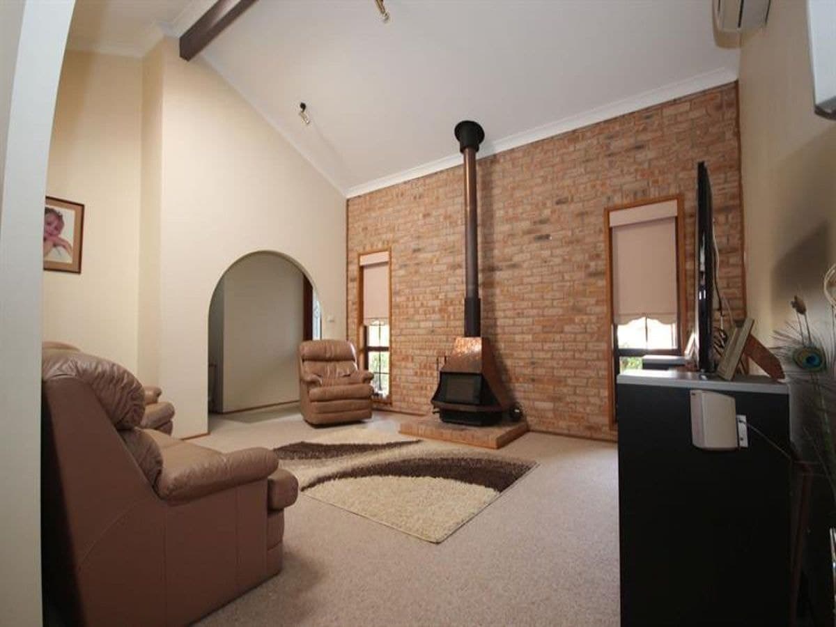 79 Clemenceau Cres, Tanilba Bay, Tanilba Bay - Thumbnail 3