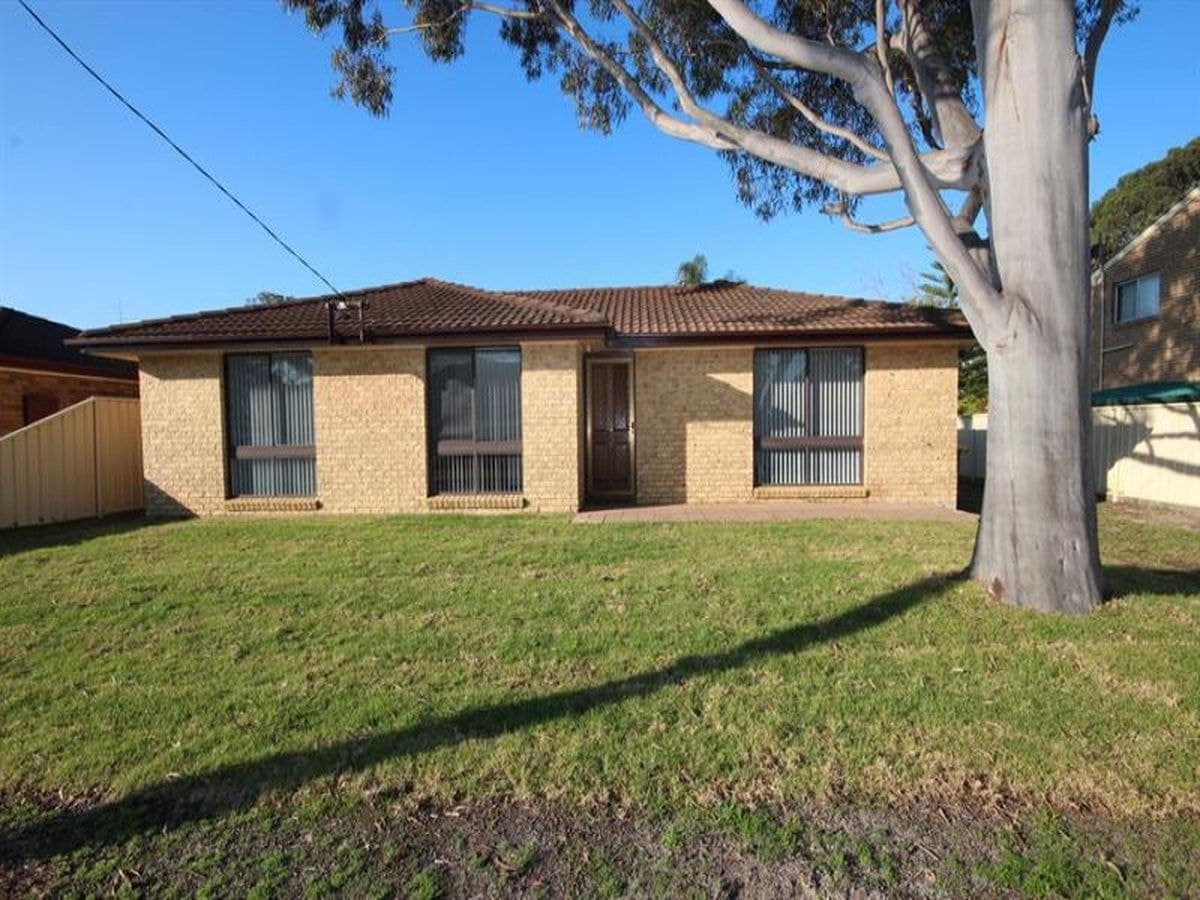 13 Poilus Pde, Tanilba Bay, Tanilba Bay - Image 1