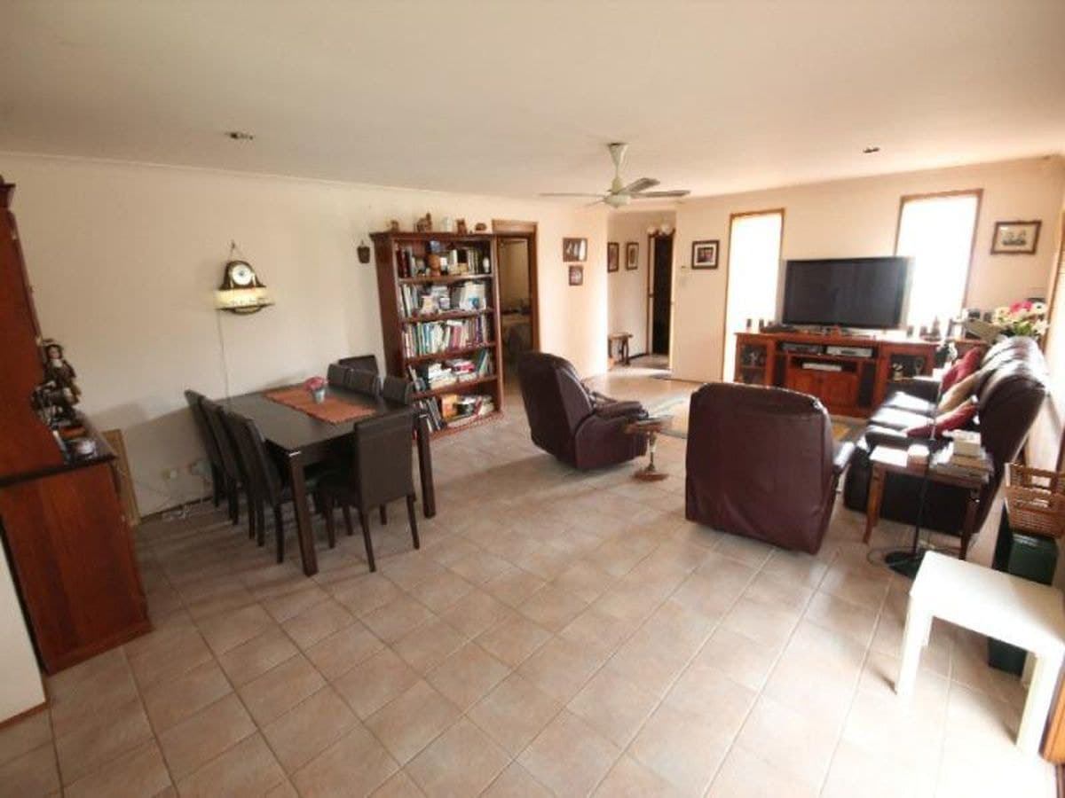 19 William Cl, Lemon Tree Passage, Lemon Tree Passage - Thumbnail 3