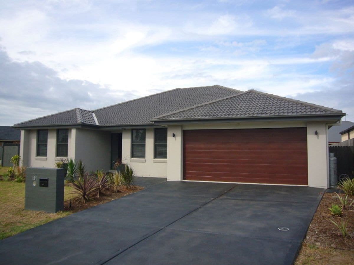 76 Pershing Place`, Tanilba Bay, Tanilba Bay - Image 1