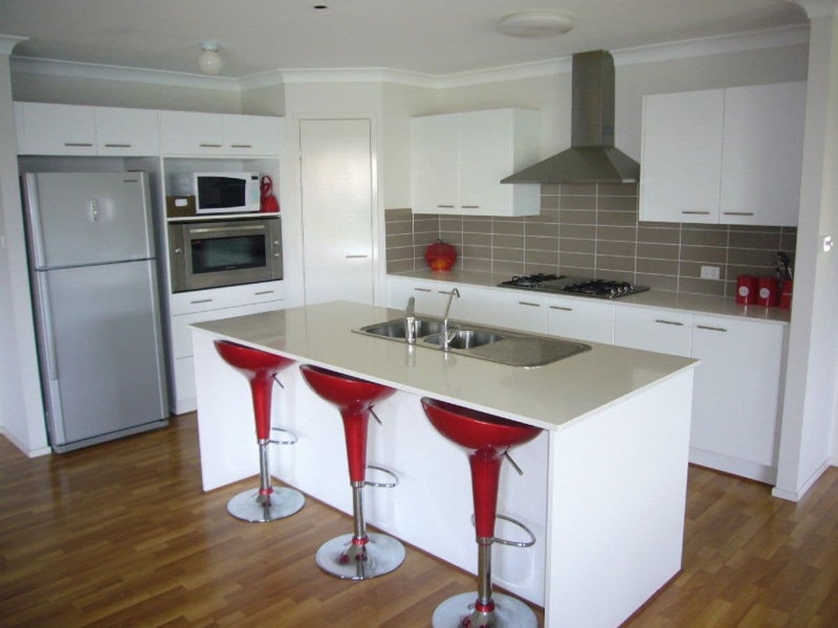 76 Pershing Place`, Tanilba Bay, Tanilba Bay - Thumbnail 3