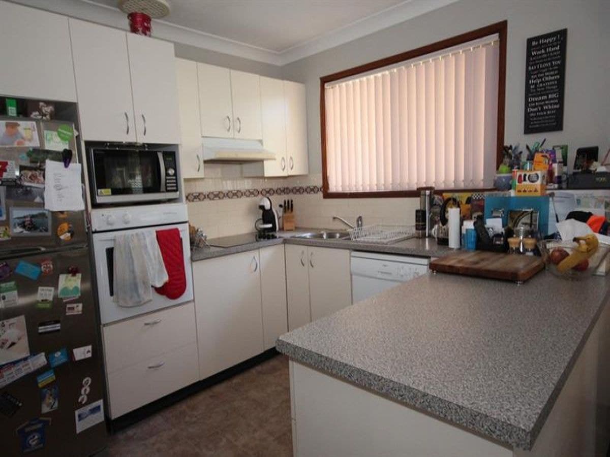 8 Robert Cres, Lemon Tree Passage, Lemon Tree Passage - Thumbnail 4