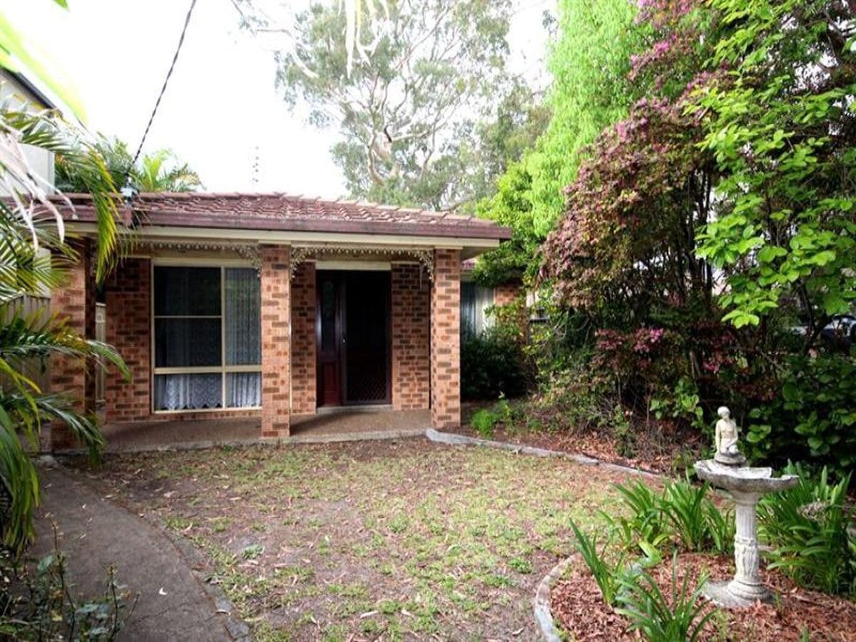 17 Gould Dr, Lemon Tree Passage, Lemon Tree Passage - Image 1