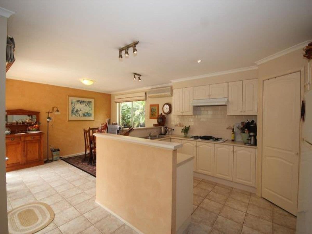 7 Daniel Cres, Lemon Tree Passage, Lemon Tree Passage - Thumbnail 3