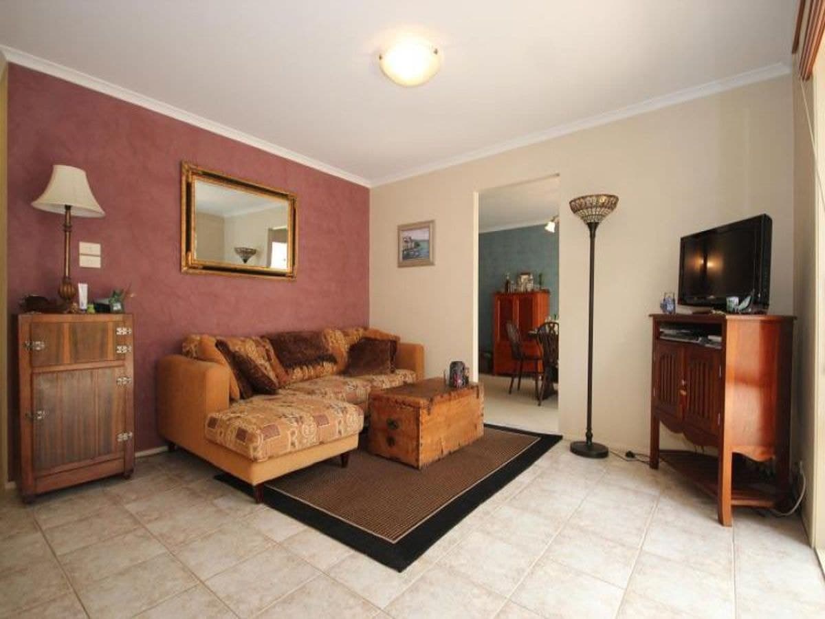 7 Daniel Cres, Lemon Tree Passage, Lemon Tree Passage - Thumbnail 4