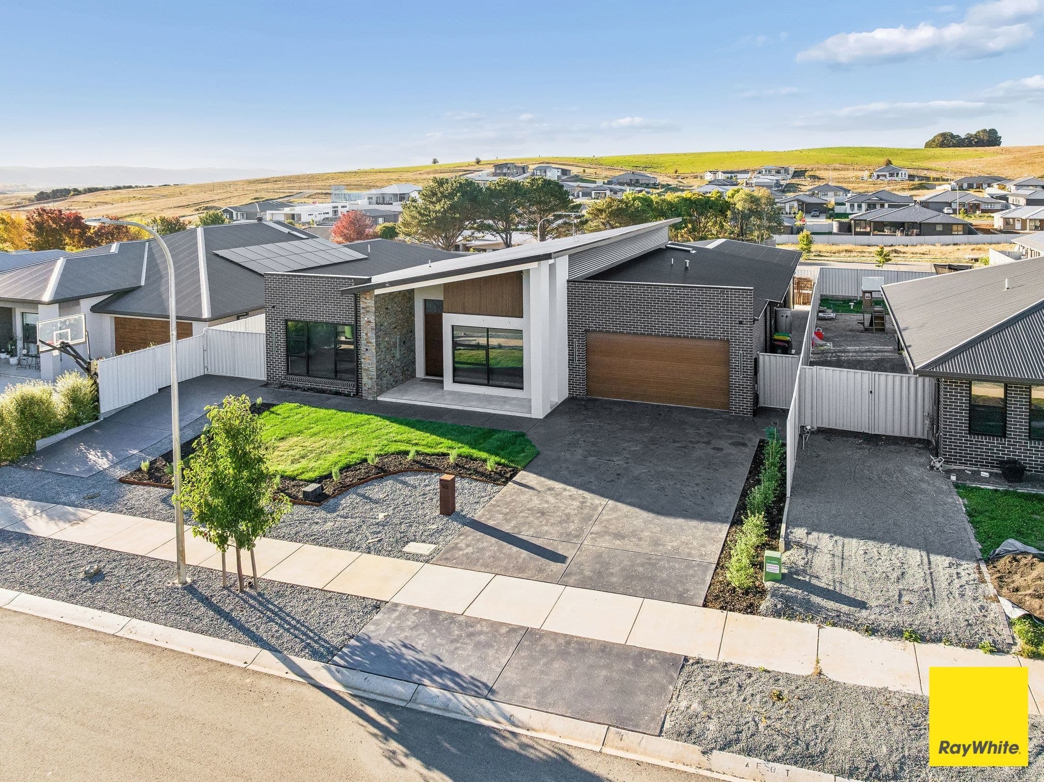 10 Cobb Court, Bungendore NSW 2621, Bungendore - Thumbnail 2