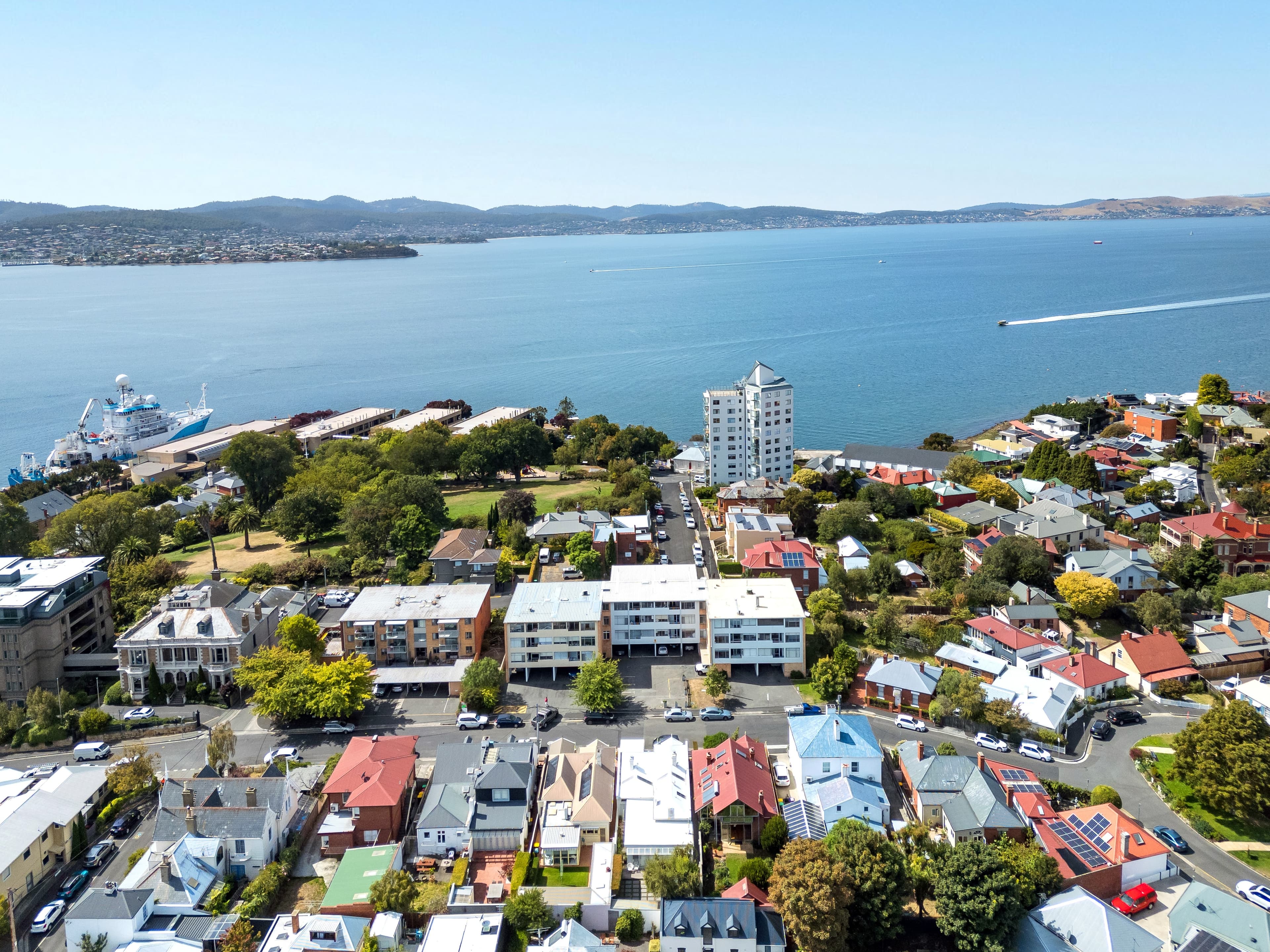 4 / 15 Battery Square, Battery Point TAS 7004, Battery Point - Image 1