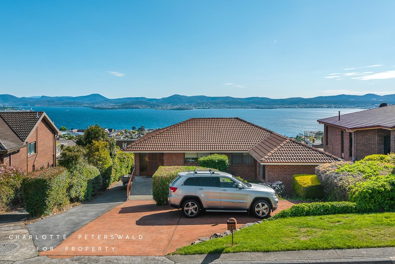 11 Amanda Crescent, Sandy Bay TAS 7005, Sandy Bay - Thumbnail 2