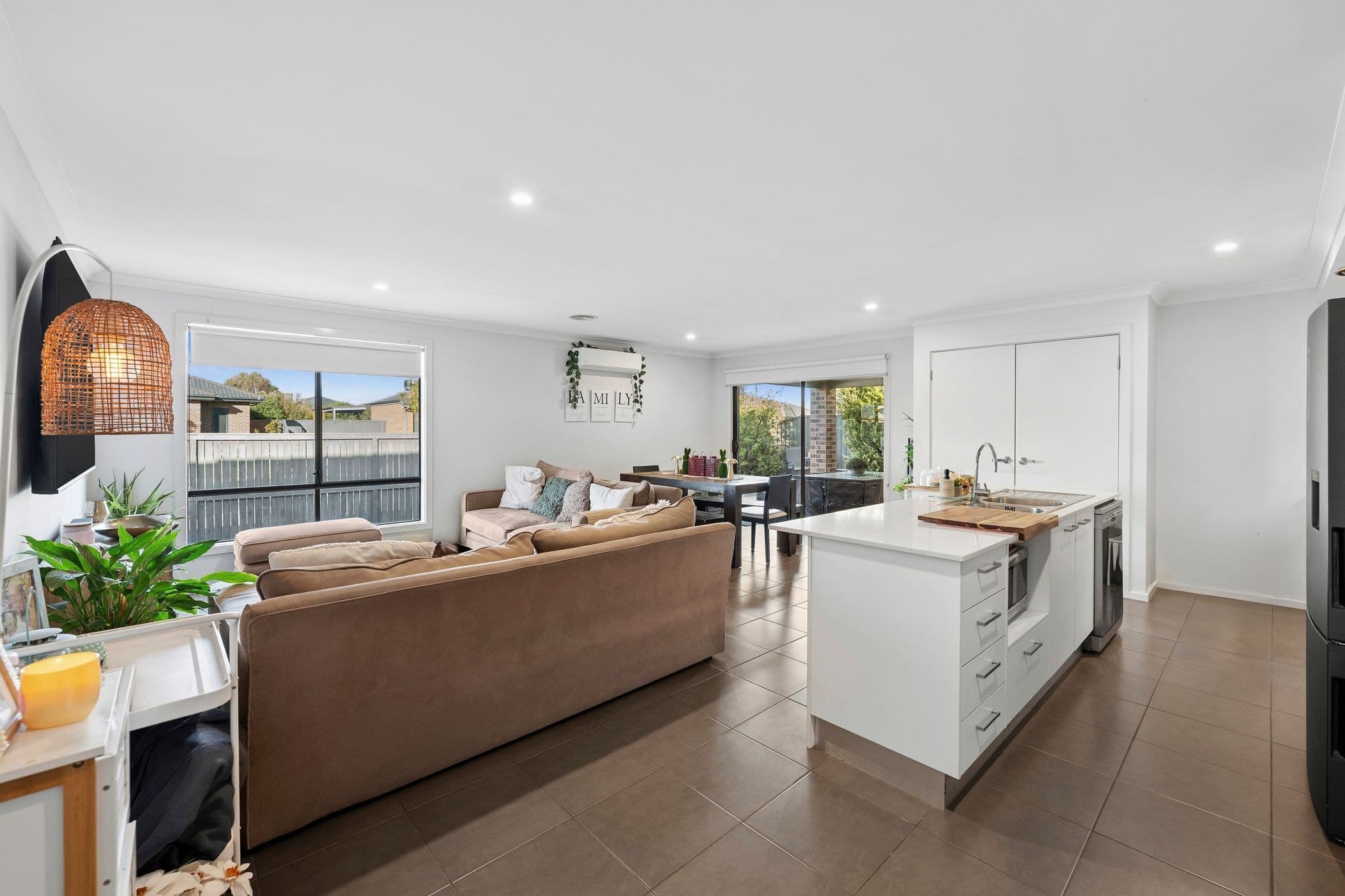 12-14 Pelican Way, Lara VIC 3212, Lara - Thumbnail 5