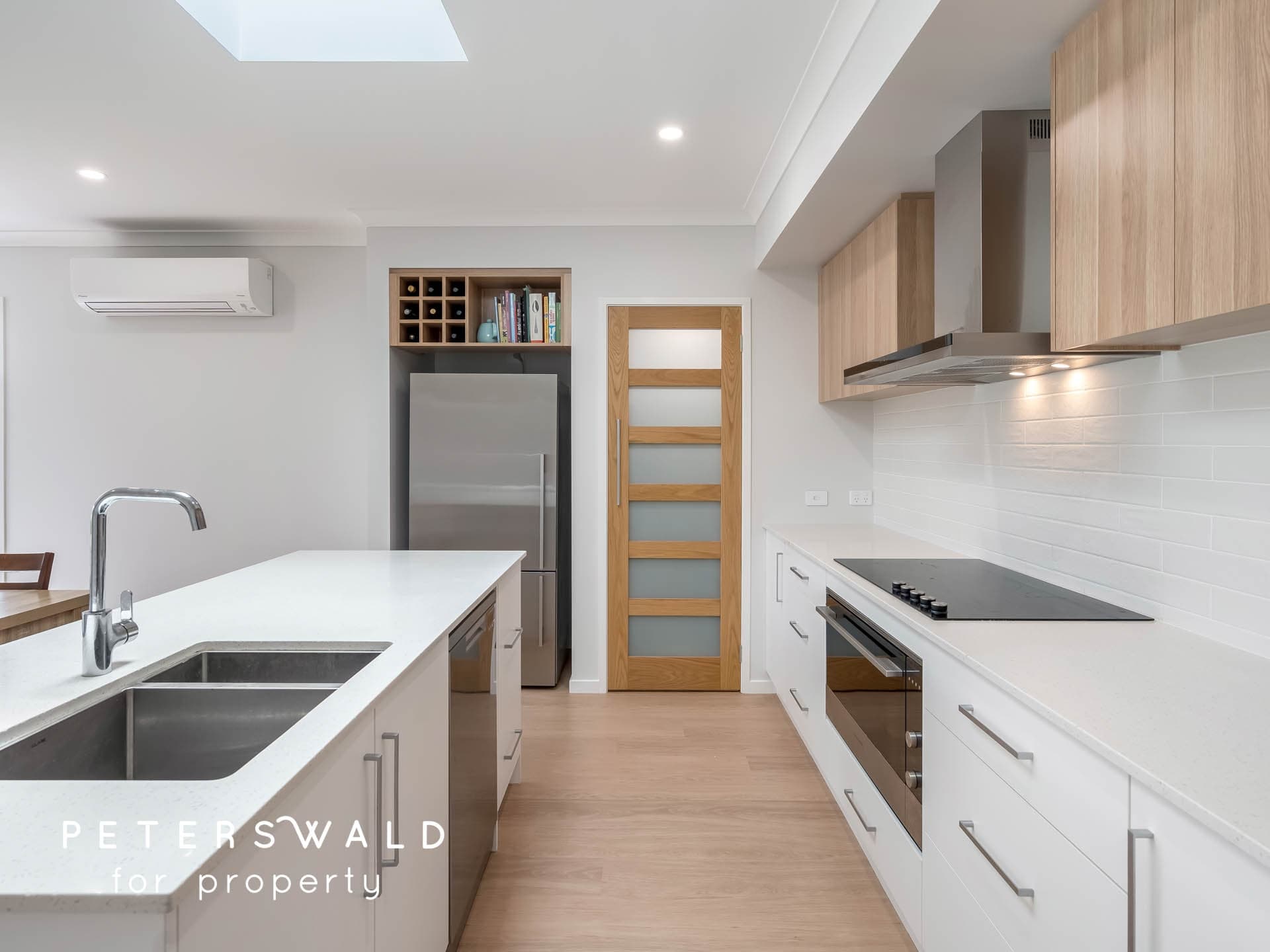 16 Heron Crescent, Midway Point TAS 7171, Midway Point - Thumbnail 5