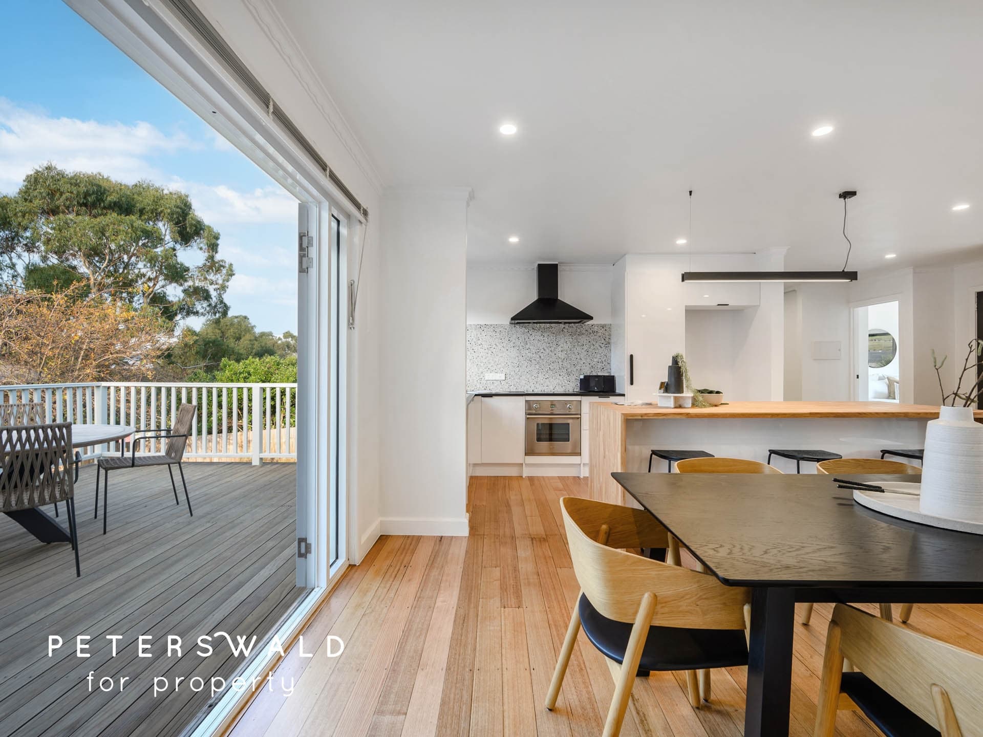 133 Flagstaff Gully Road, Lindisfarne TAS 7015, Lindisfarne - Image 1