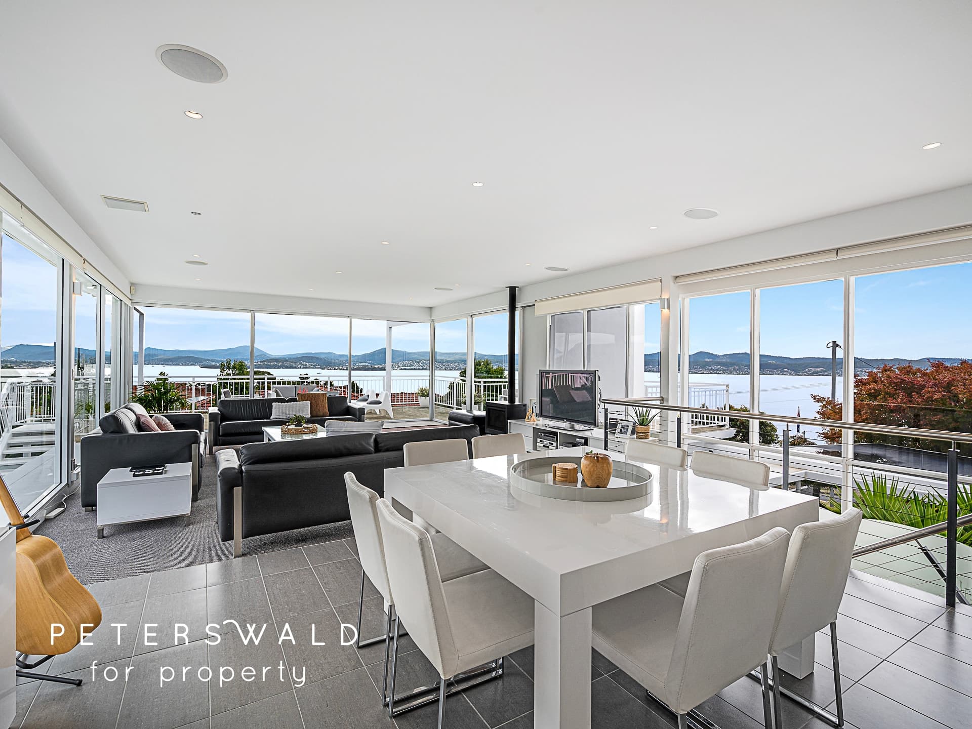 17 Sonning Crescent, Sandy Bay TAS 7005, Sandy Bay - Thumbnail 3
