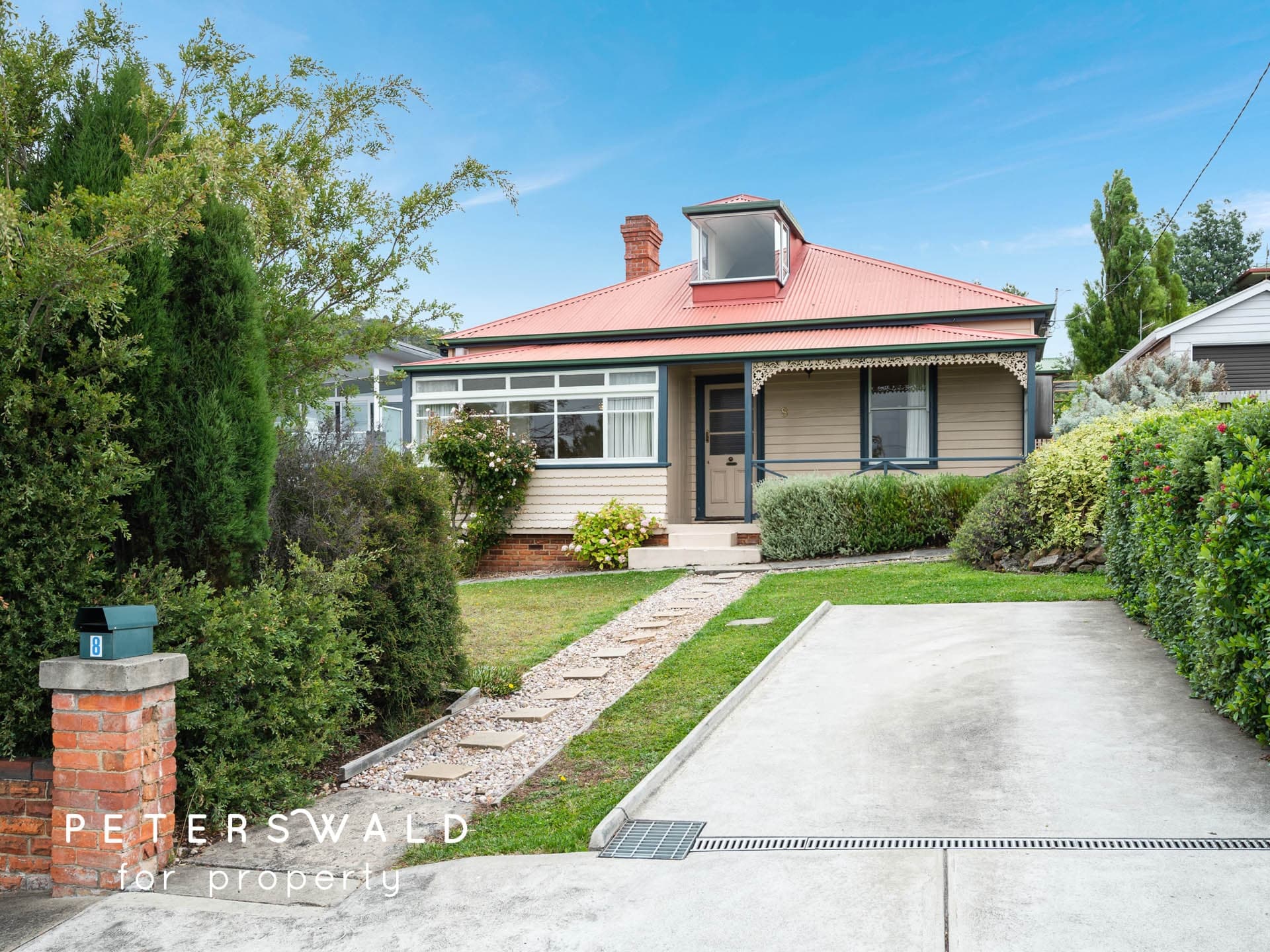 8 Byard Street, Mount Stuart TAS 7000, Mount Stuart - Image 1