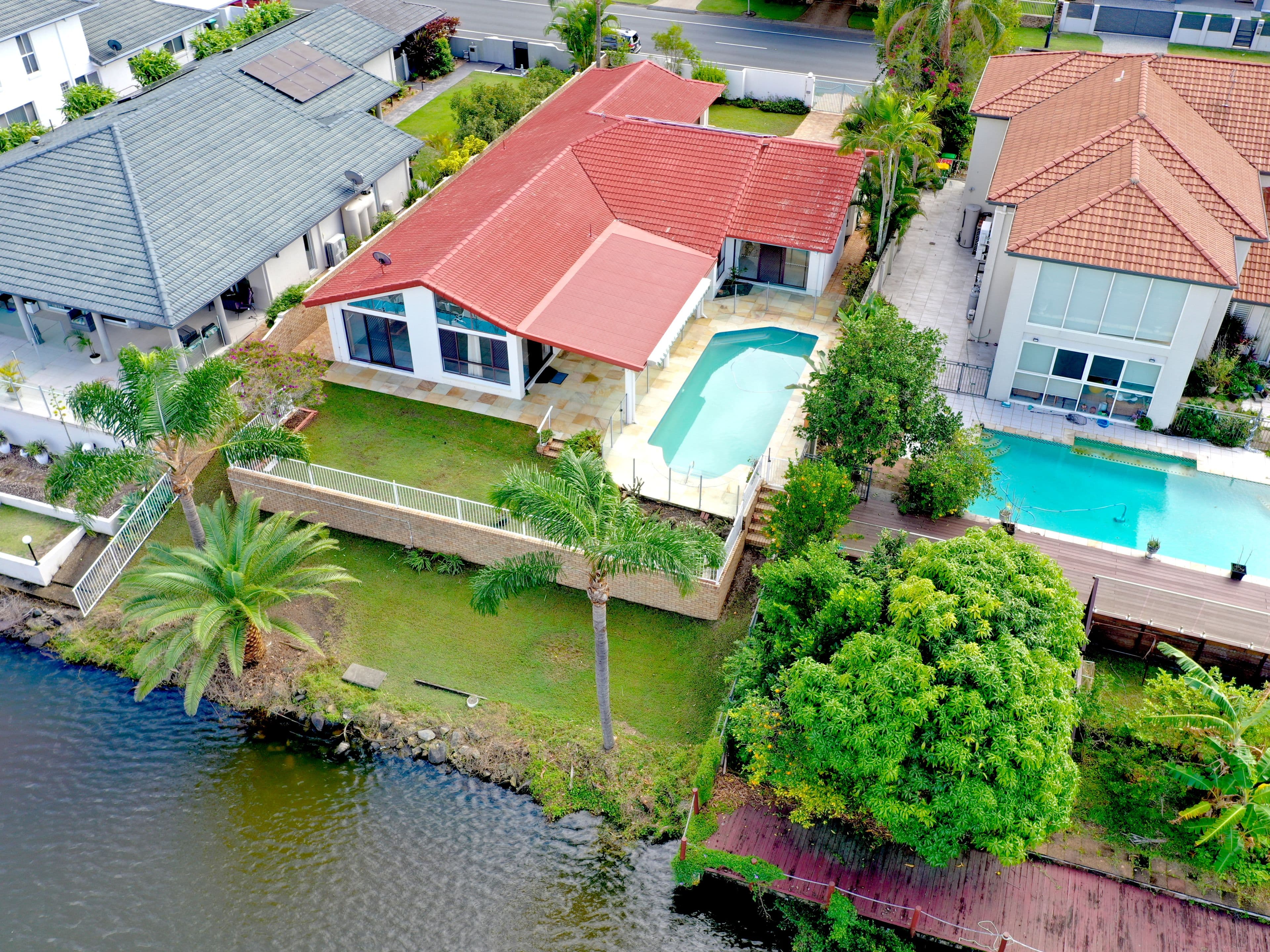 92 Santa Cruz Boulevard, Clear Island Waters QLD 4226, Clear Island Waters - Image 1