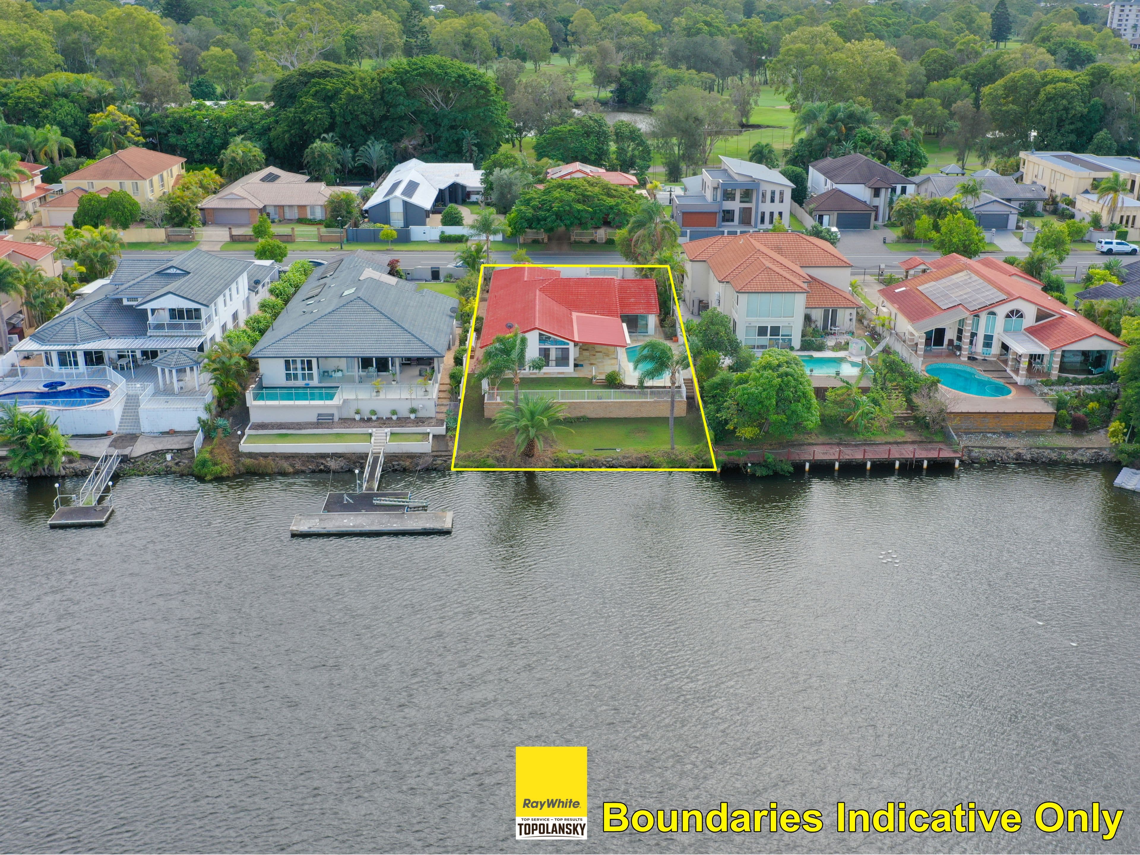 92 Santa Cruz Boulevard, Clear Island Waters QLD 4226, Clear Island Waters - Thumbnail 7