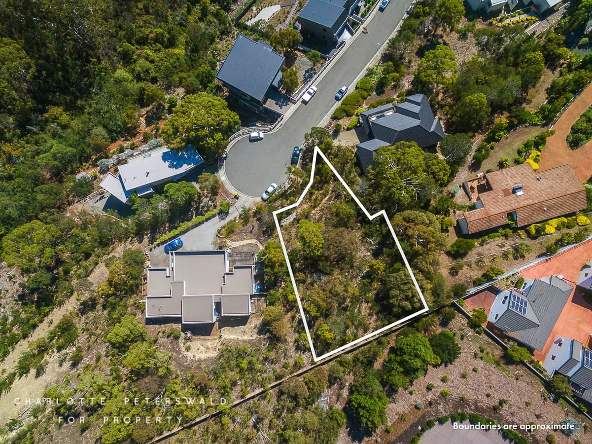 24 Aotea Road, Sandy Bay TAS 7005, Sandy Bay - Thumbnail 2