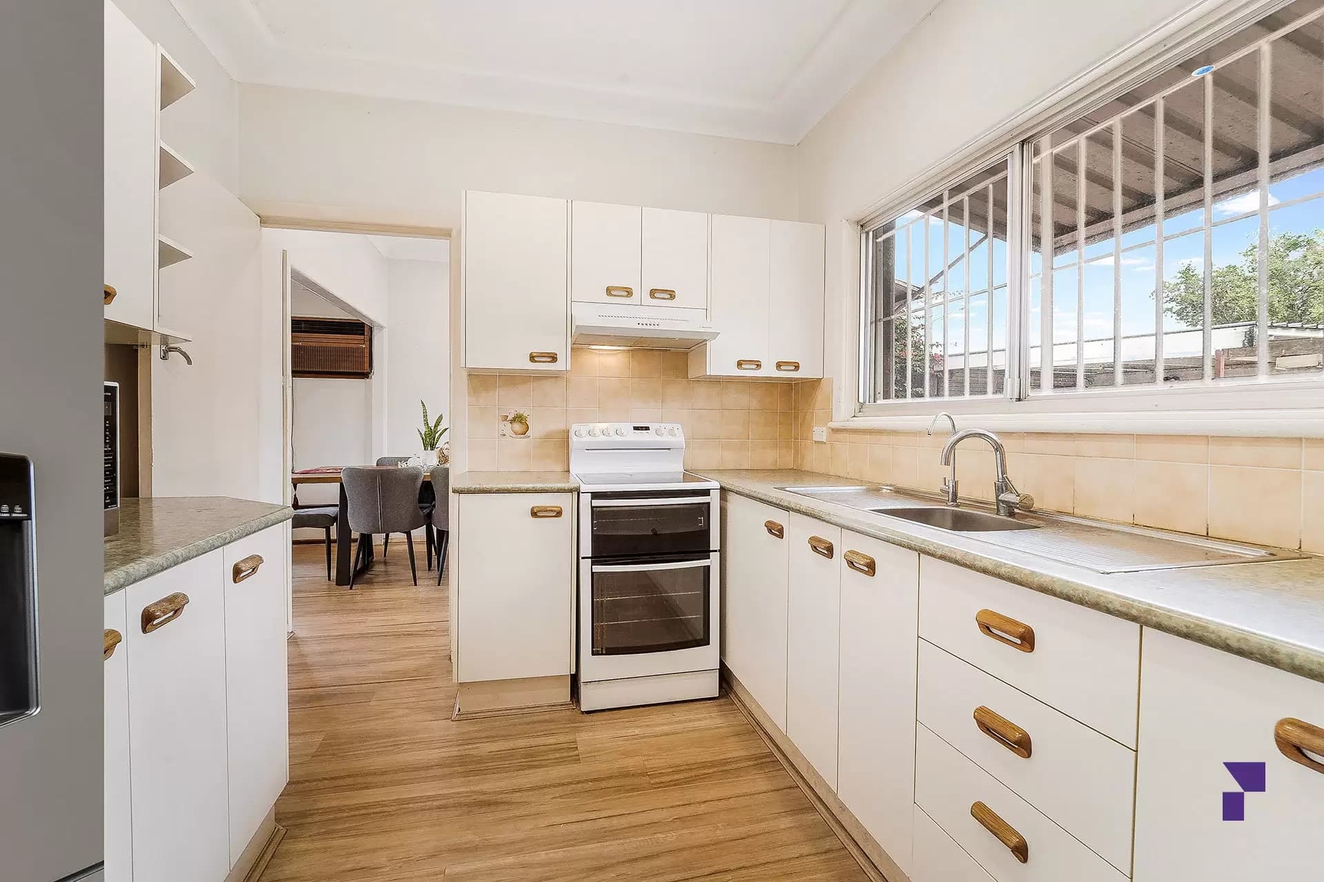 210 Noble Avenue, Greenacre - Thumbnail 3