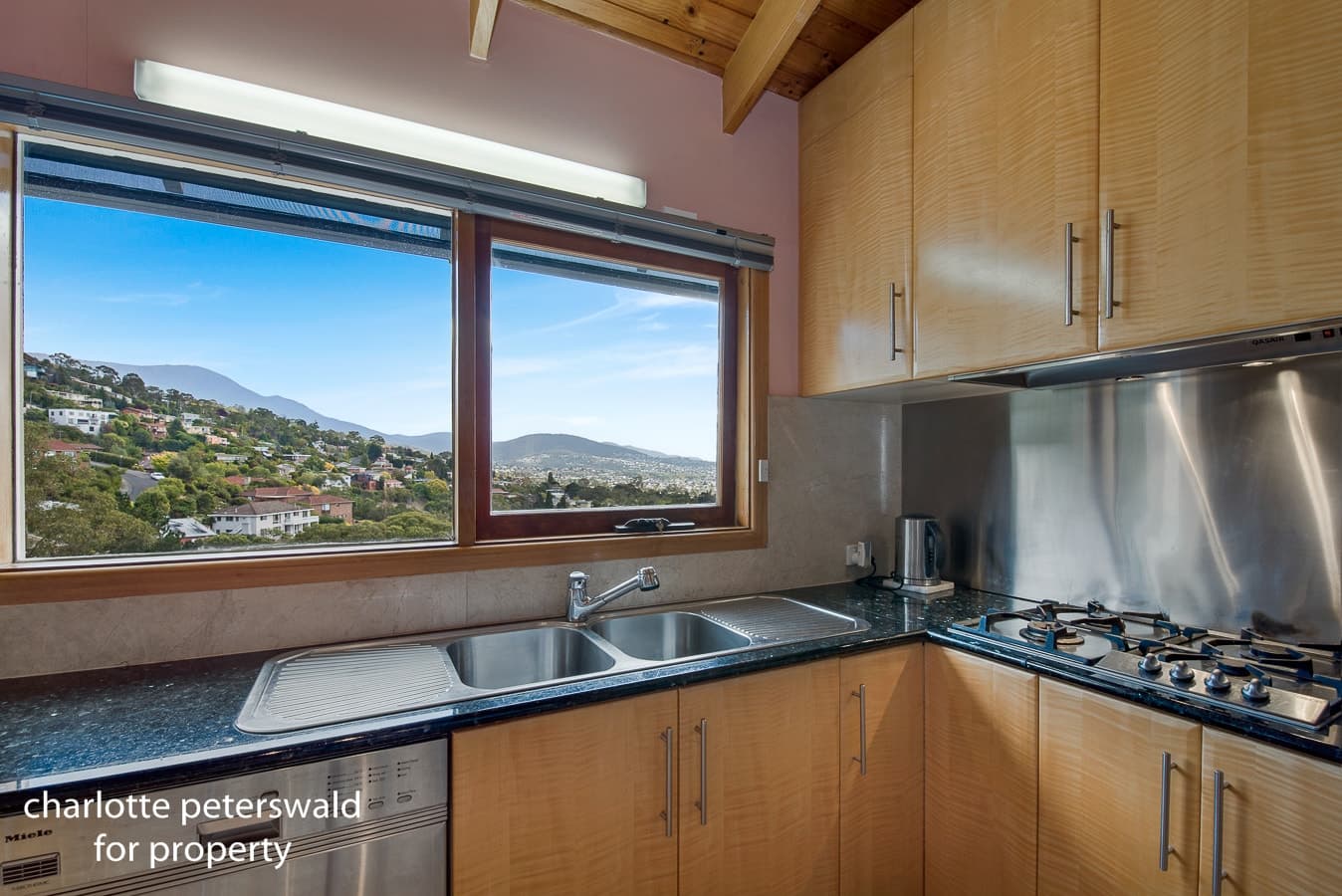 10 Dalkeith Court, Sandy Bay TAS 7005, Sandy Bay - Thumbnail 8