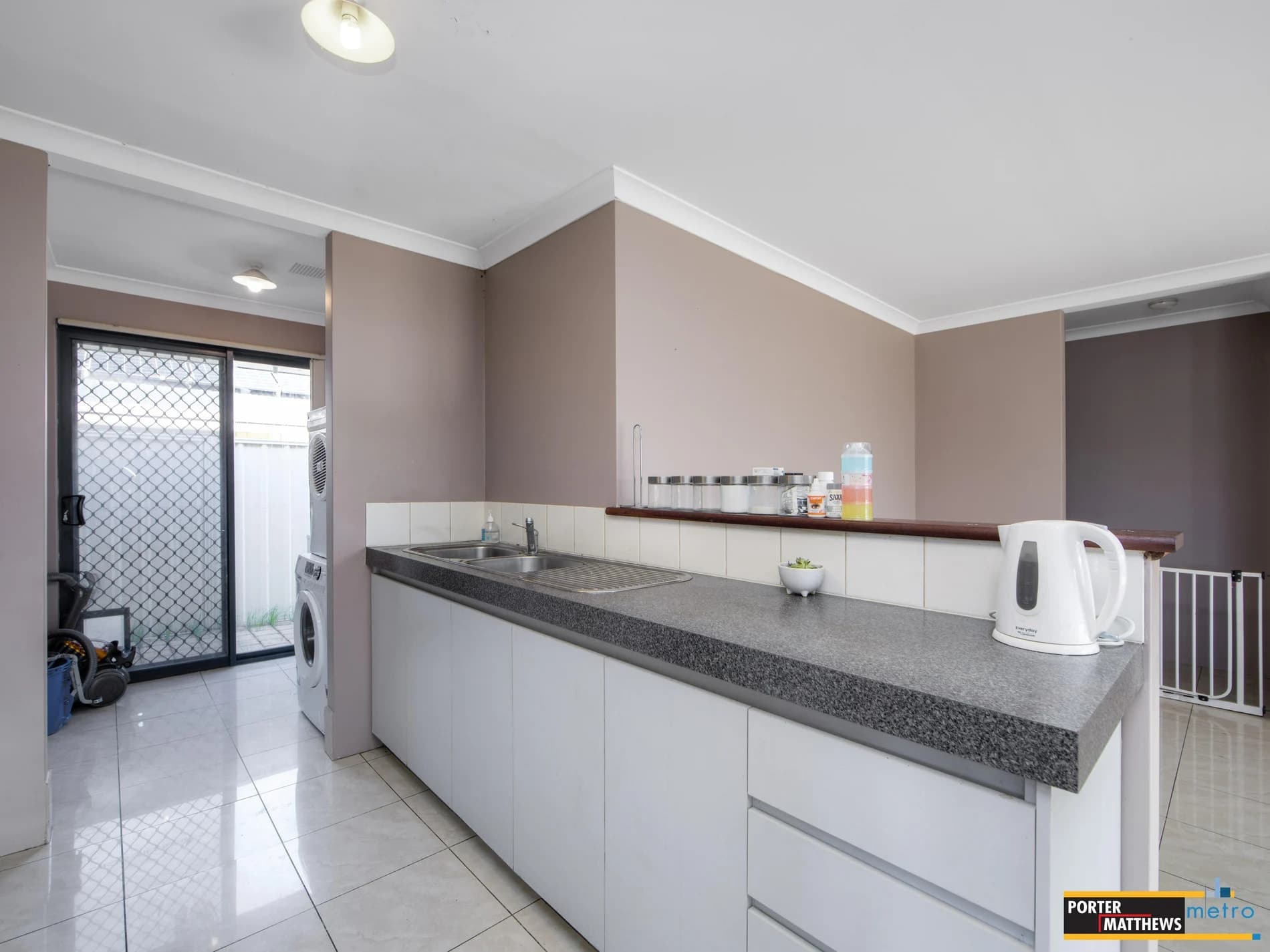 8 Kemshall Way, MADDINGTON WA 6109, Maddington - Thumbnail 6