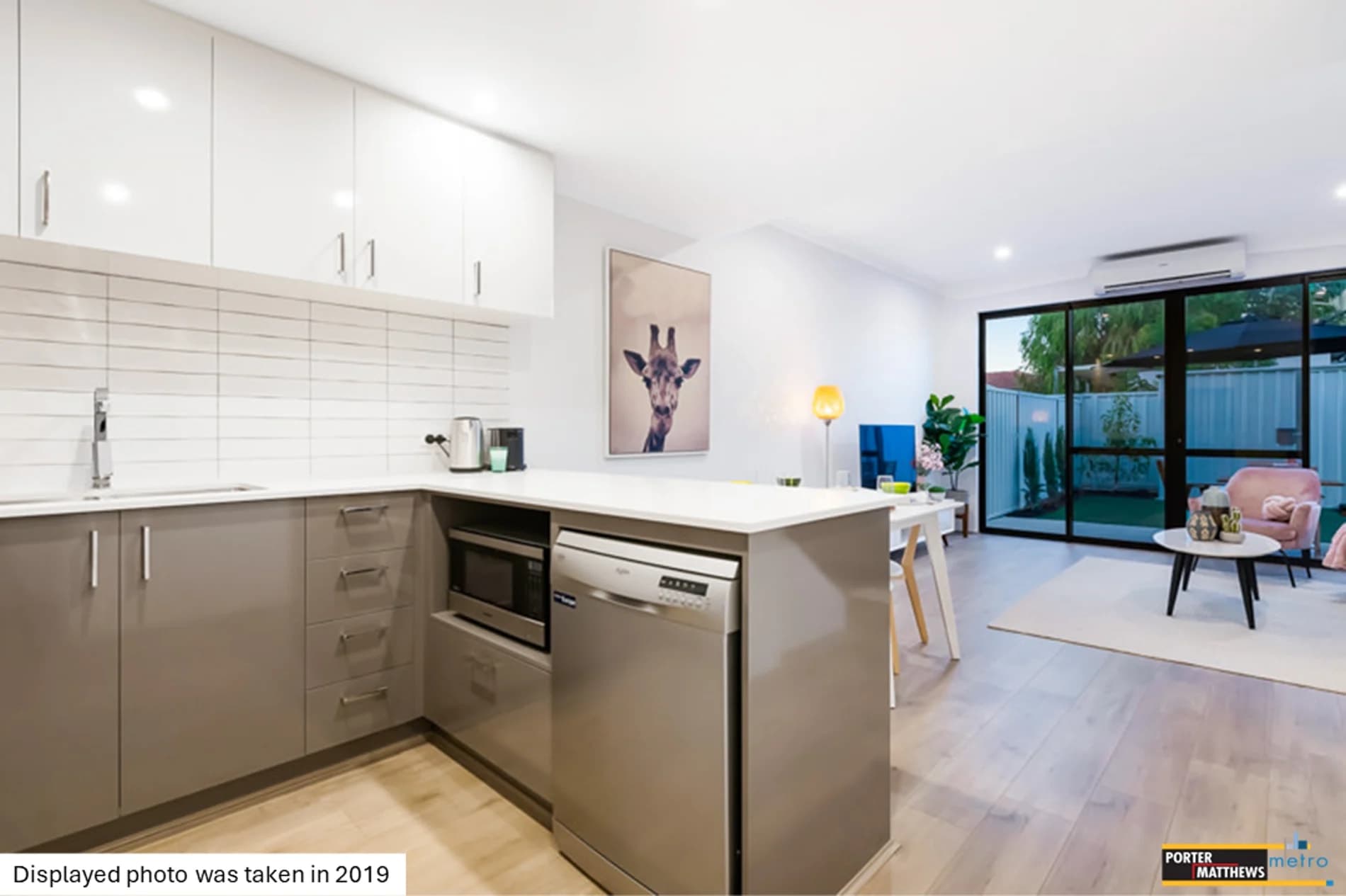 2/393 Abernethy Road, CLOVERDALE WA 6105, Cloverdale - Thumbnail 3