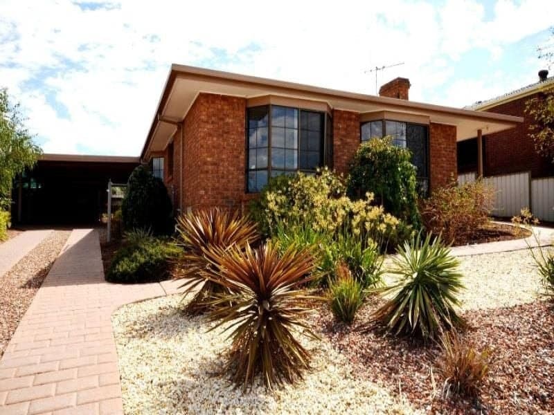 15 Magellan Crescent KANGAROO FLAT VIC, Kangaroo Flat - Image 1