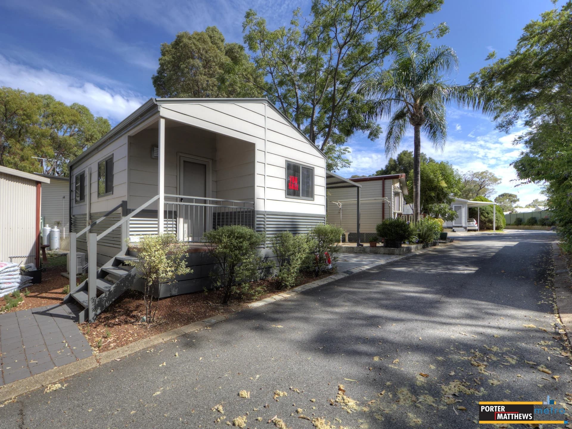 1 Broadley Place, GOSNELLS WA 6110, Gosnells - Thumbnail 7