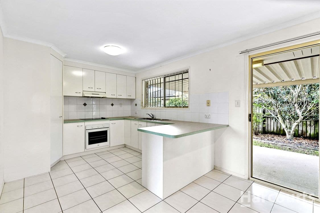 5 Lockerbie Court, KAWUNGAN, QLD, 4655, Kawungan - Thumbnail 2