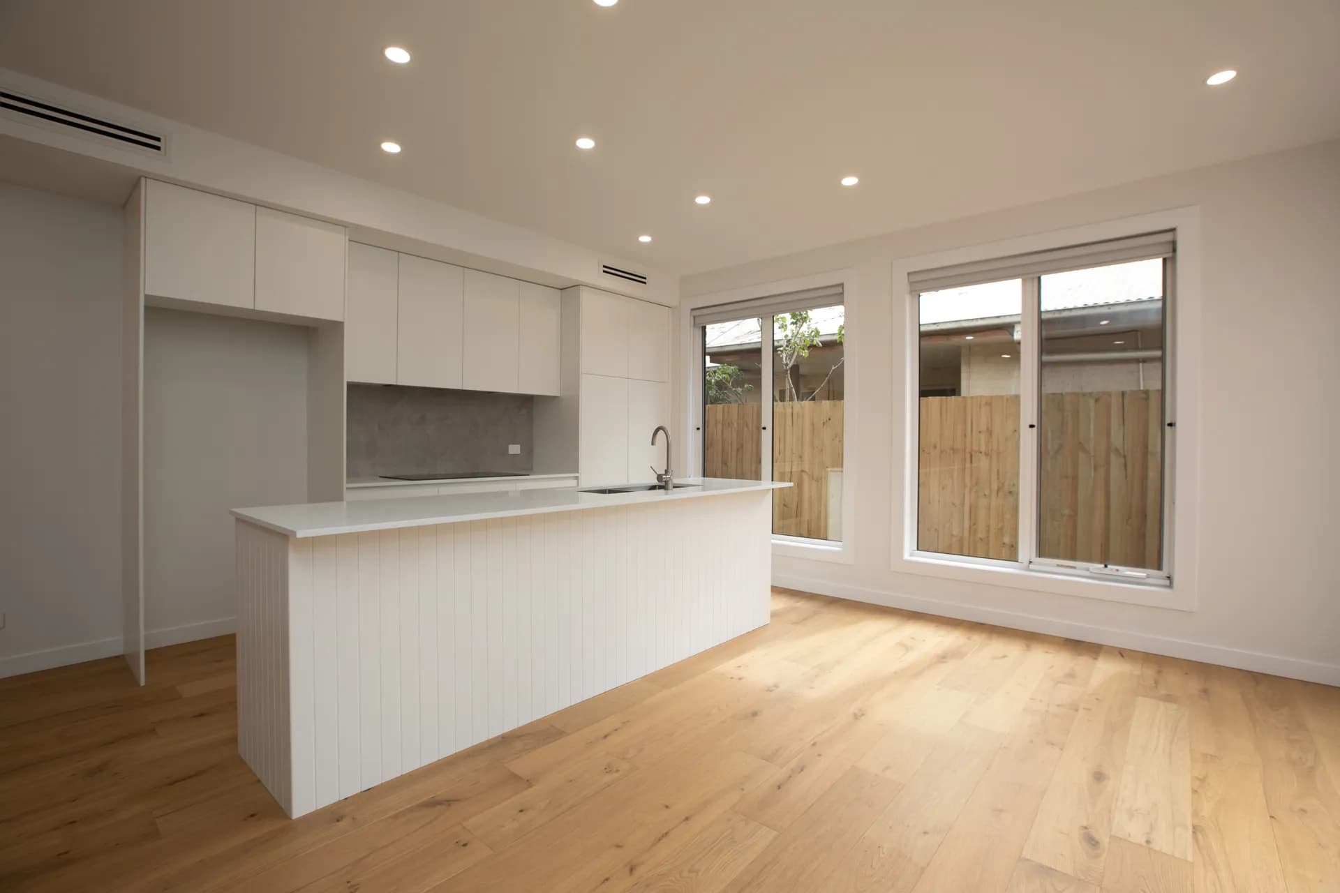 Unit 2/88 Maidstone Street, Altona, VIC, Altona - Thumbnail 3