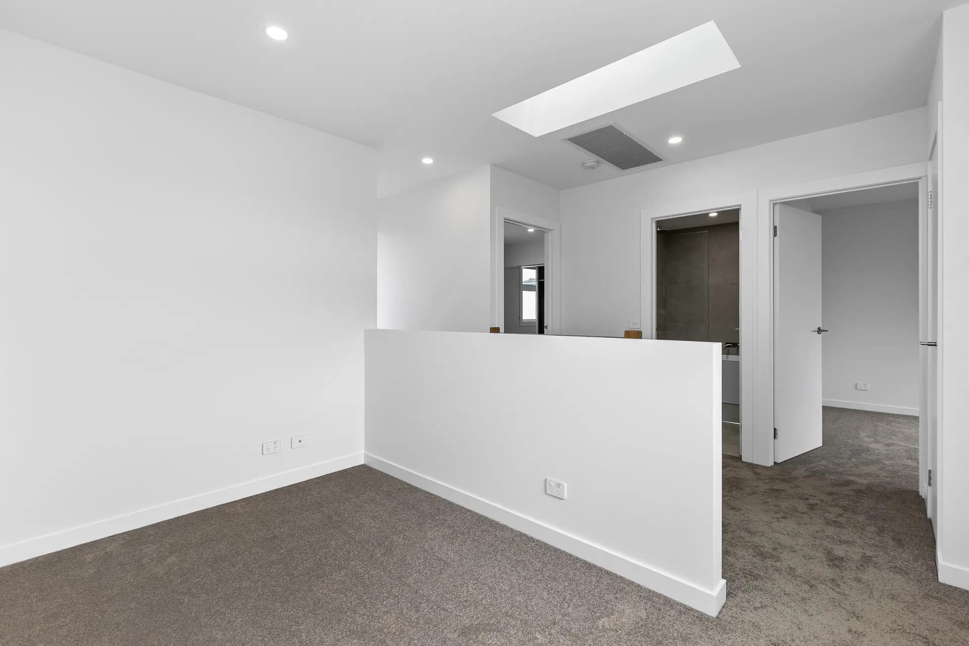 Unit 2/88 Maidstone Street, Altona, VIC, Altona - Thumbnail 5