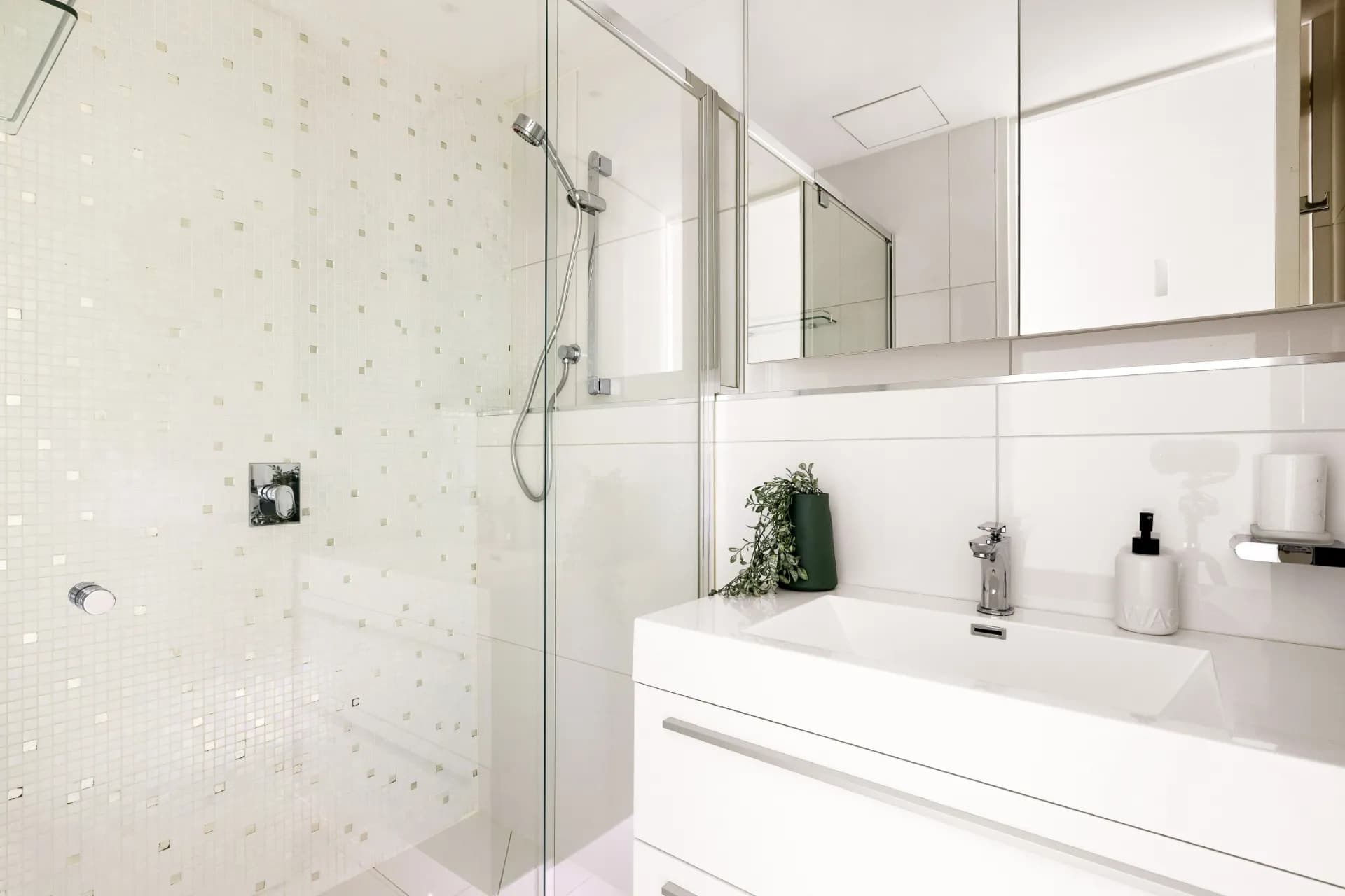 Unit 4/129 St Andrews Street, Brighton, VIC, Brighton - Thumbnail 6