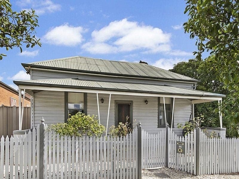 95 Honeysuckle Street IRONBARK VIC, Ironbark - Image 1