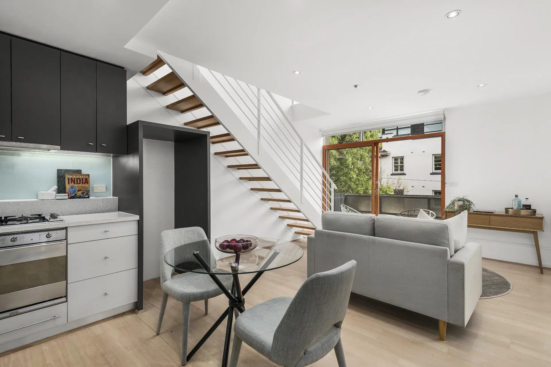 Unit 10/38 Fitzroy Street, St Kilda, VIC, St Kilda - Thumbnail 3