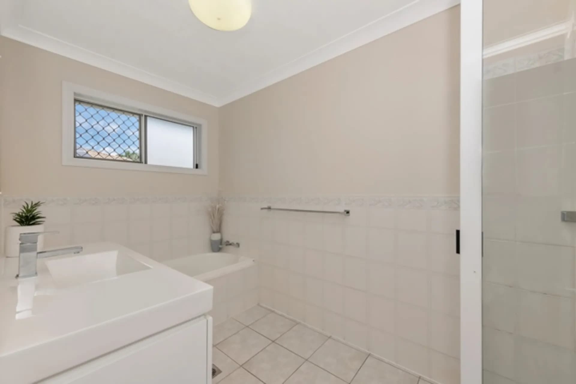 102 Annandale Drive, Annandale, QLD, Annandale - Thumbnail 5