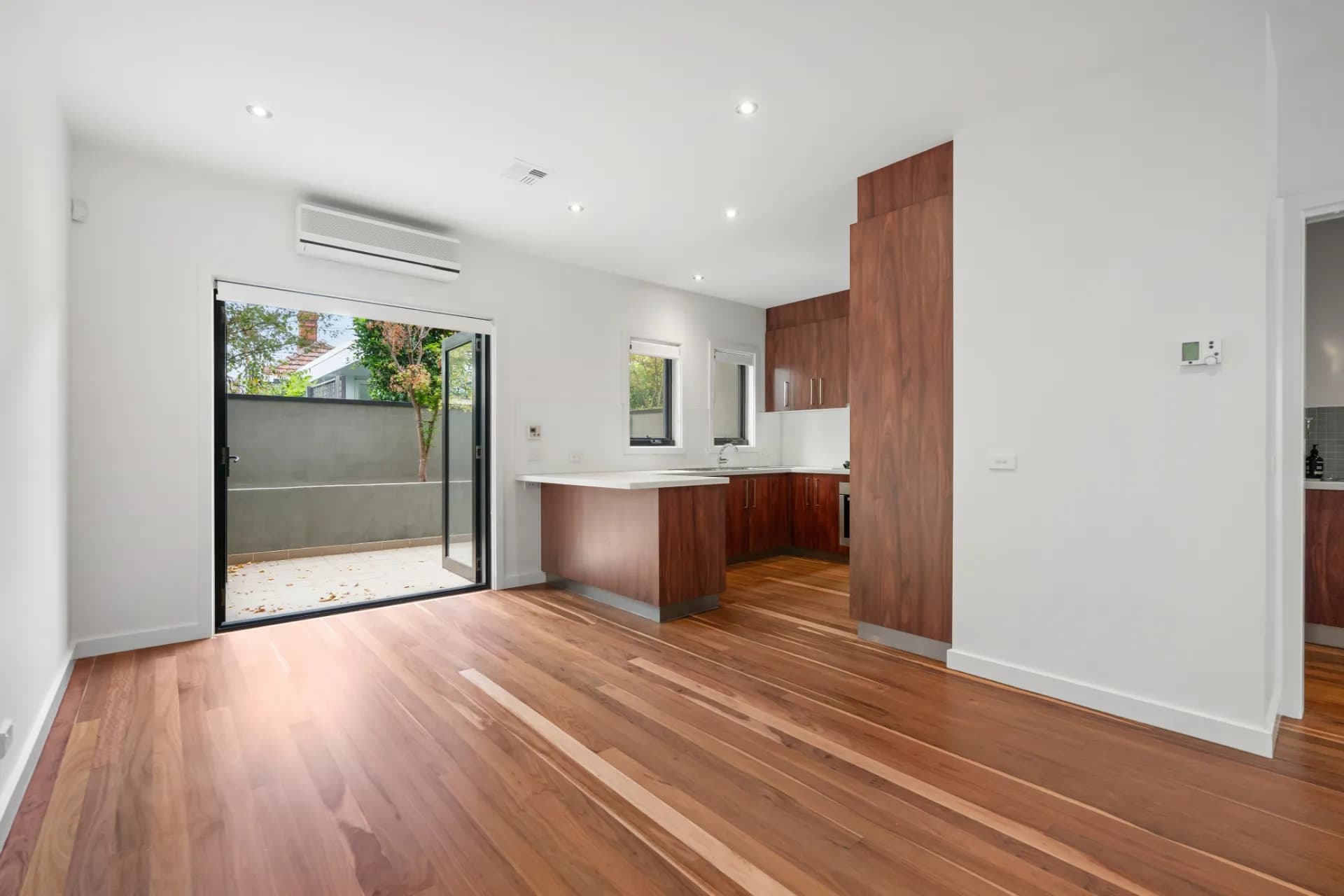 45 John  Street, Clifton Hill, VIC, Clifton Hill - Thumbnail 2