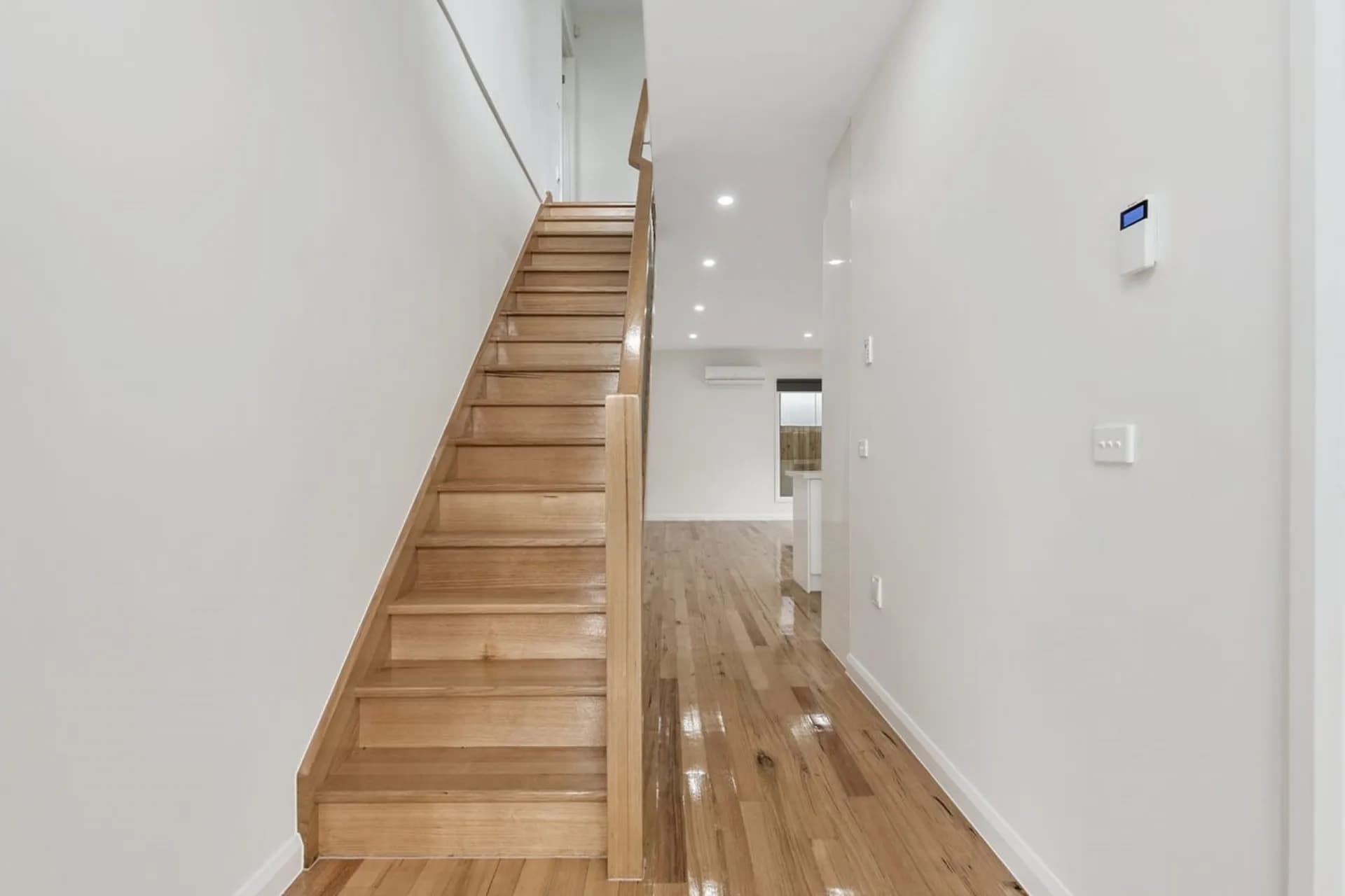 9B Devon Road, Pascoe Vale, VIC, Pascoe Vale - Thumbnail 5