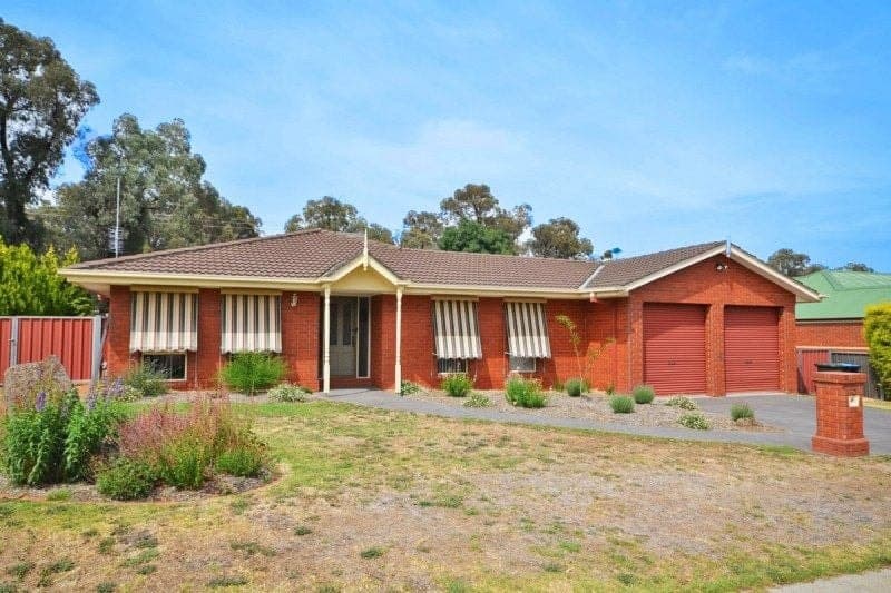 3 Stephens Court STRATHDALE VIC, Strathdale - Image 1
