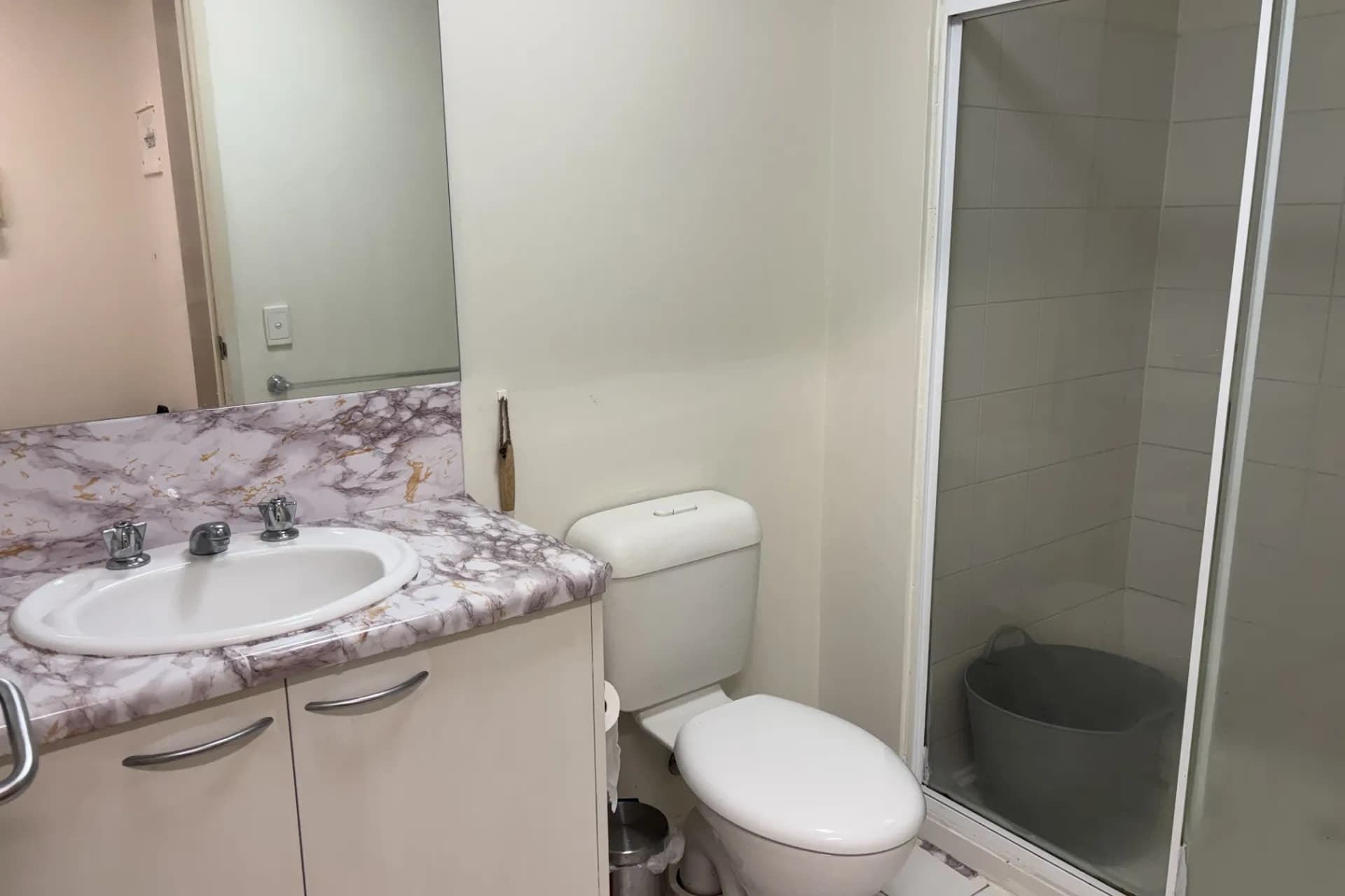 Unit 207/408 Lonsdale Street, Melbourne, VIC, Melbourne - Thumbnail 5