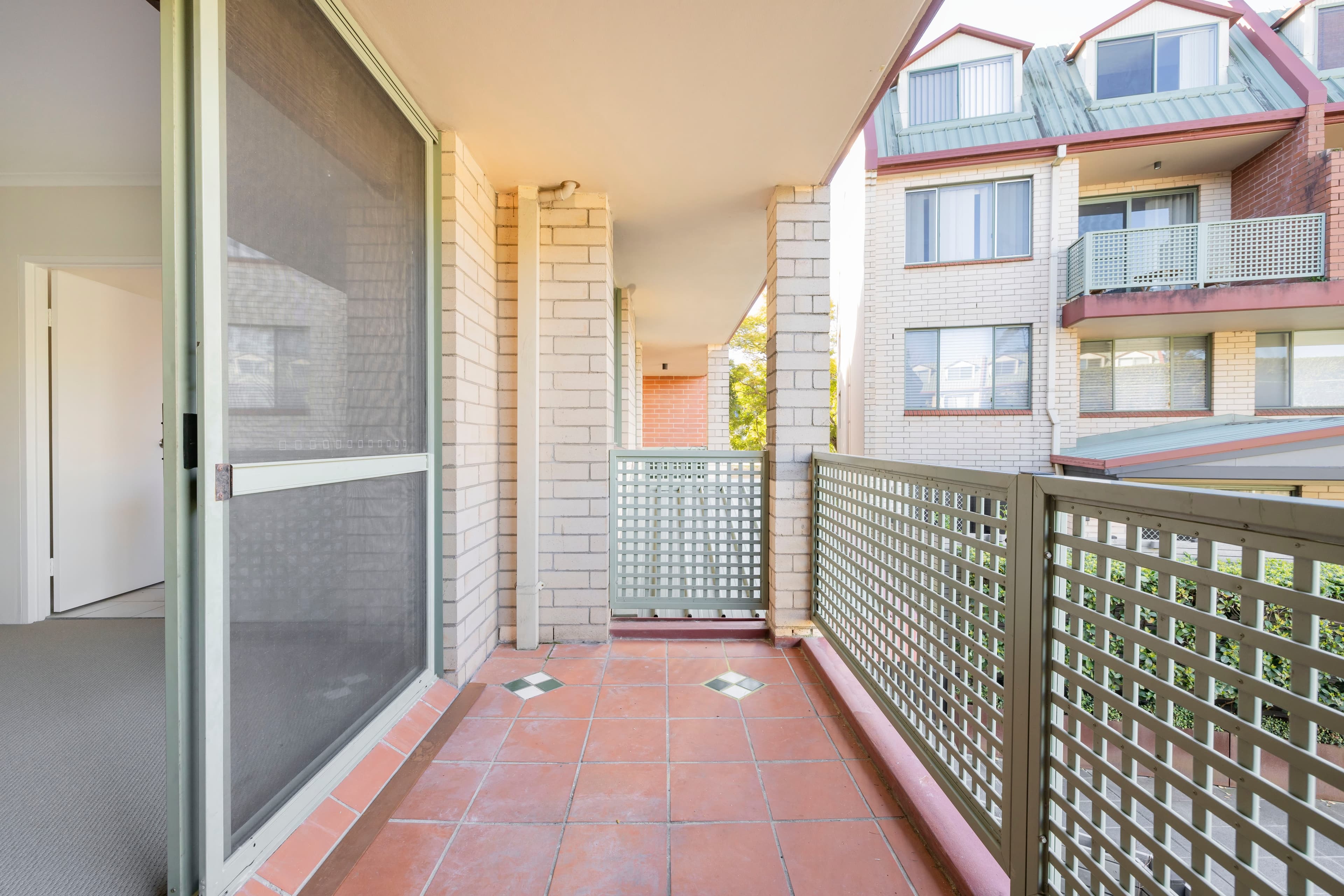 53/30 Nobbs Street, Surry Hills - Thumbnail 2