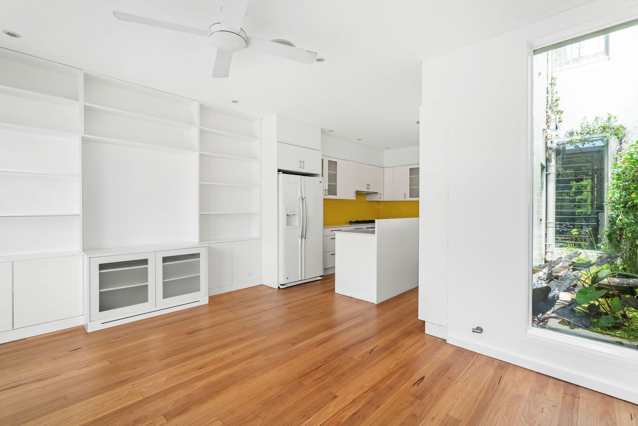 878 Elizabeth Street, Zetland - Thumbnail 2