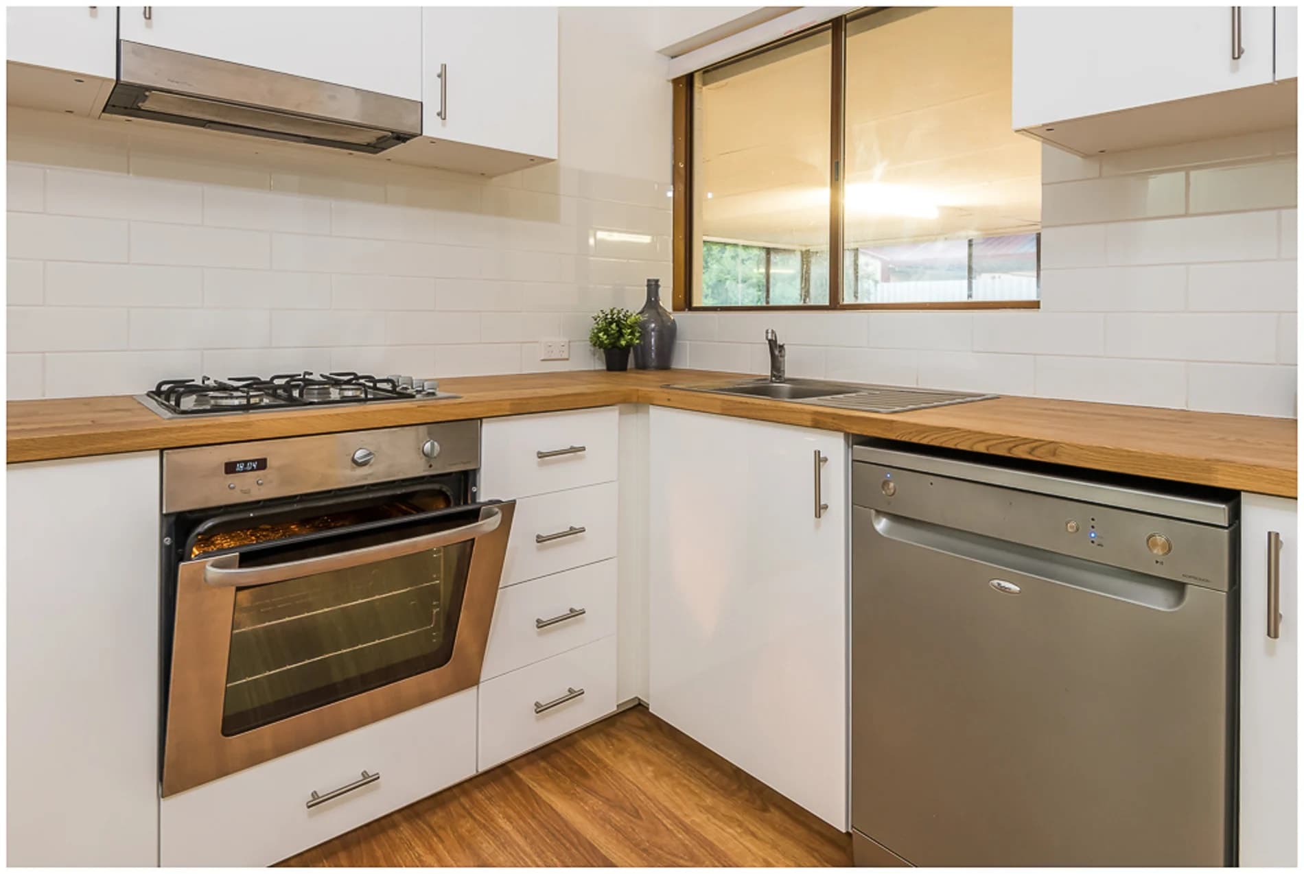 74 Hilton Crescent, MADDINGTON WA 6109, Maddington - Thumbnail 8