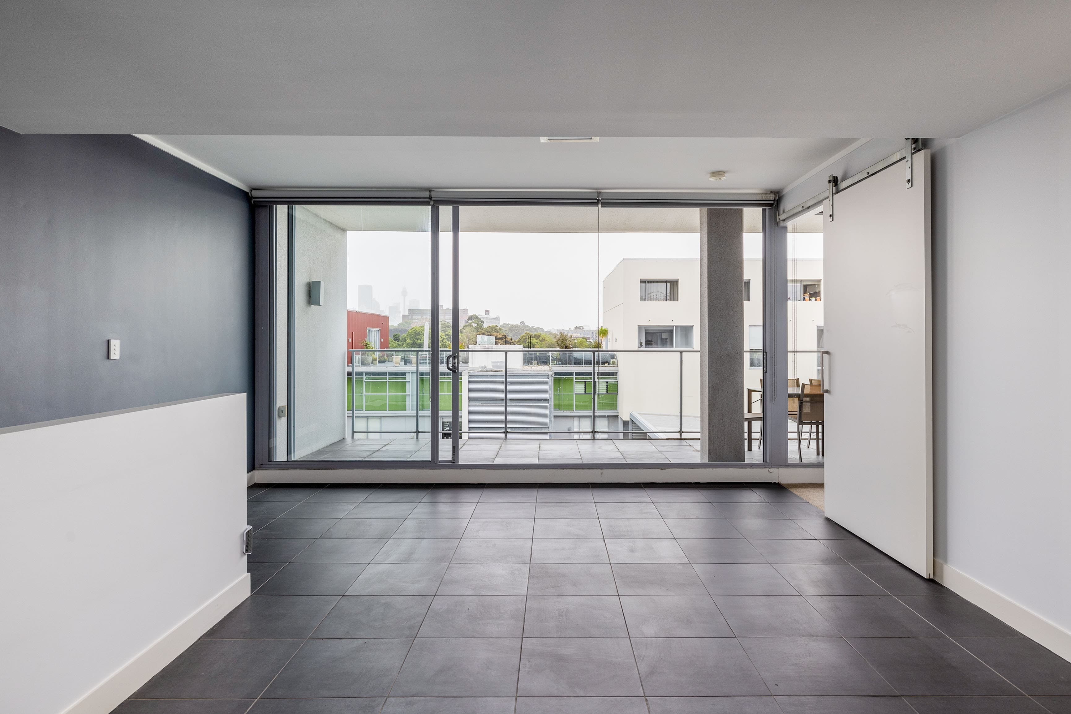 440/169 Phillip Street, Waterloo - Image 1