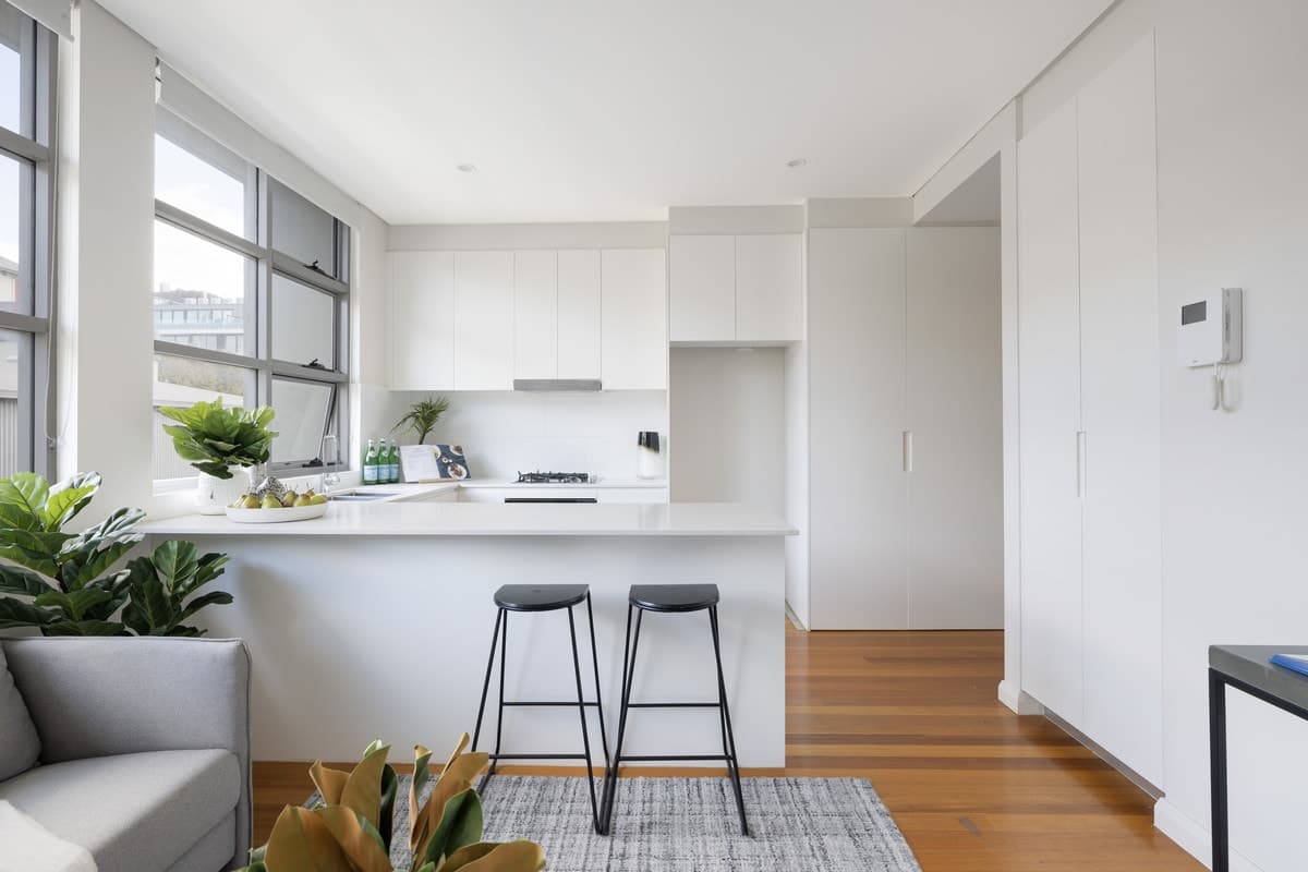 7/4-10 Dawson Street, Surry Hills - Image 1