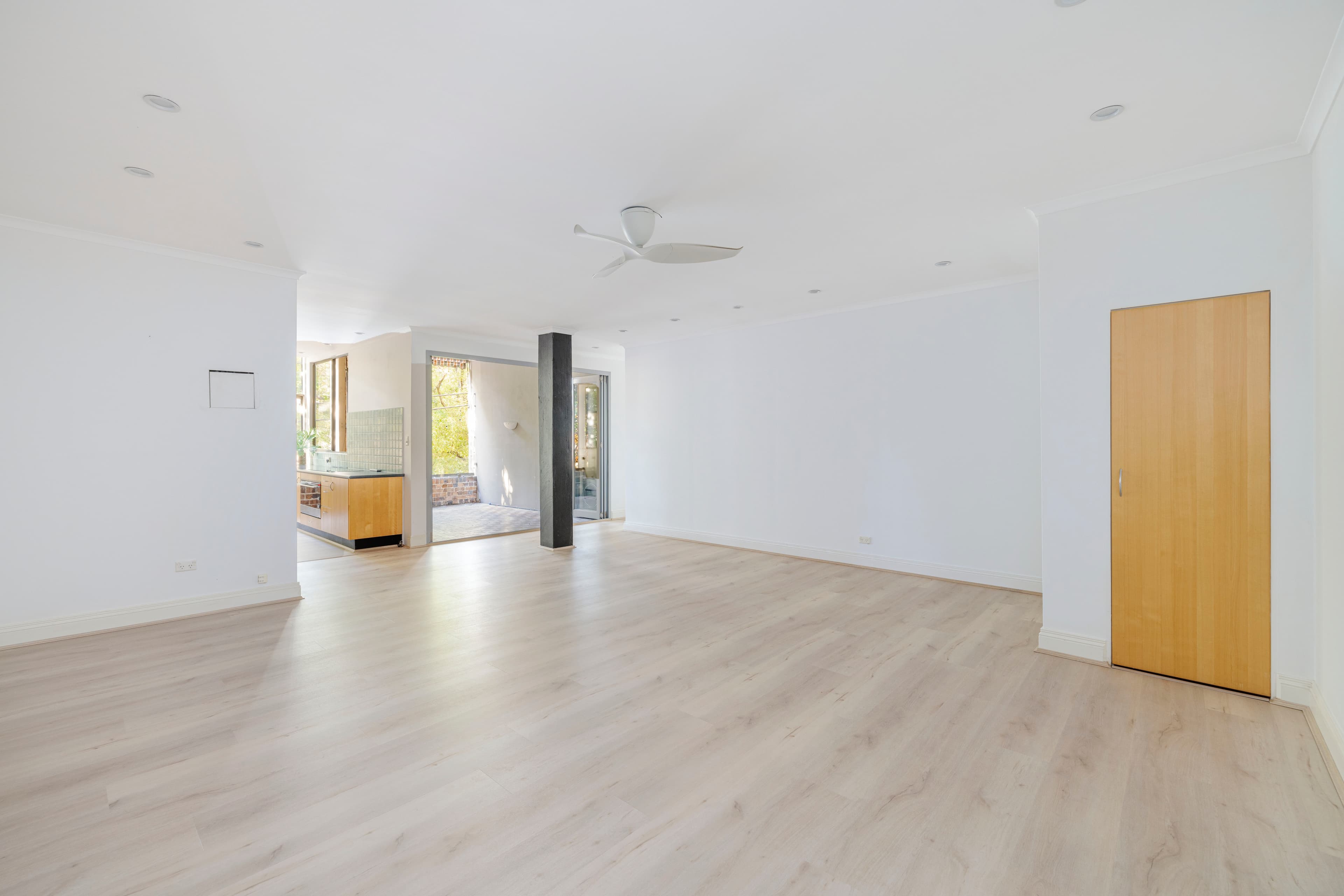 8/57-75 Buckland Street, Chippendale - Thumbnail 4