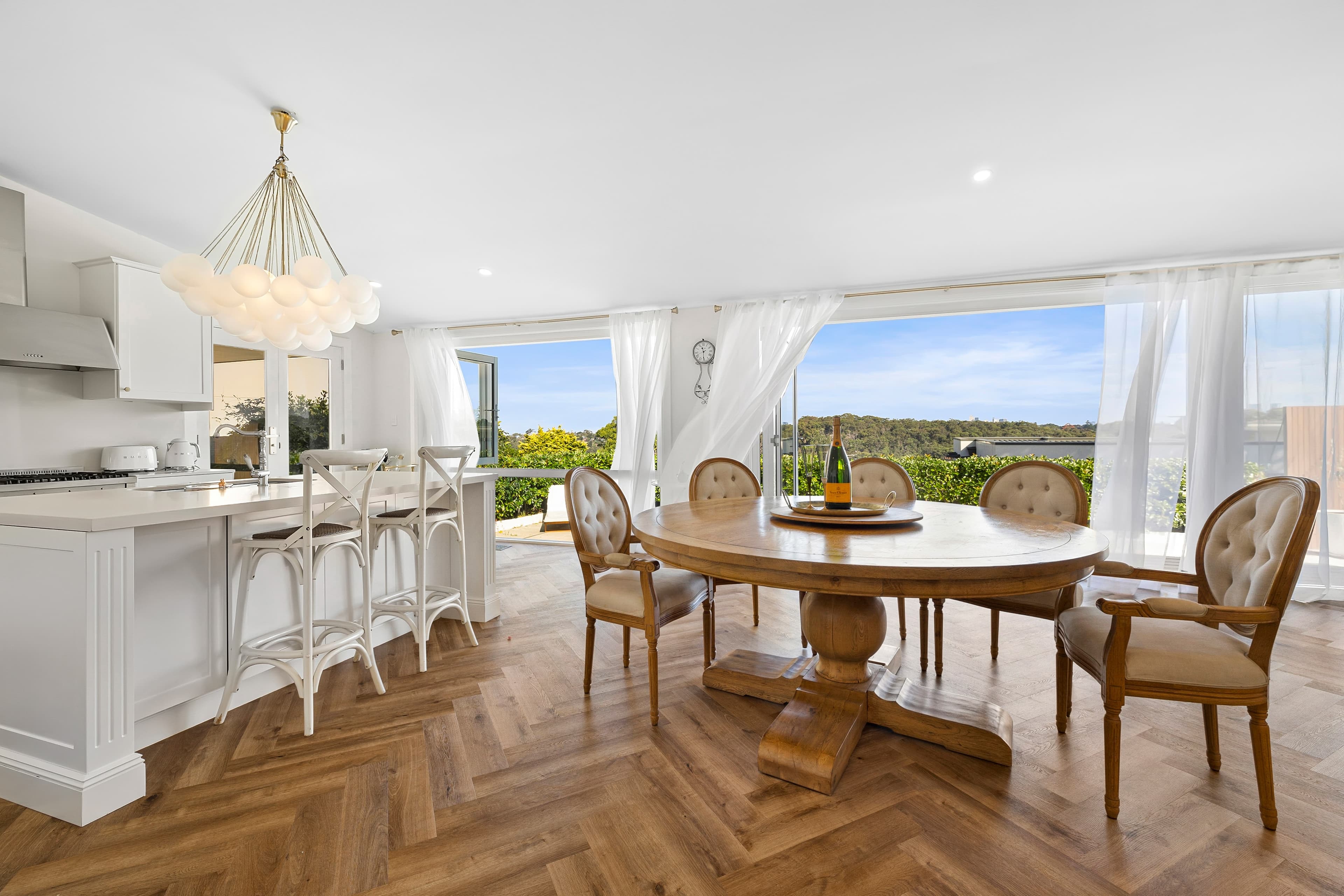 84 Neerim Road, Castle Cove - Thumbnail 2