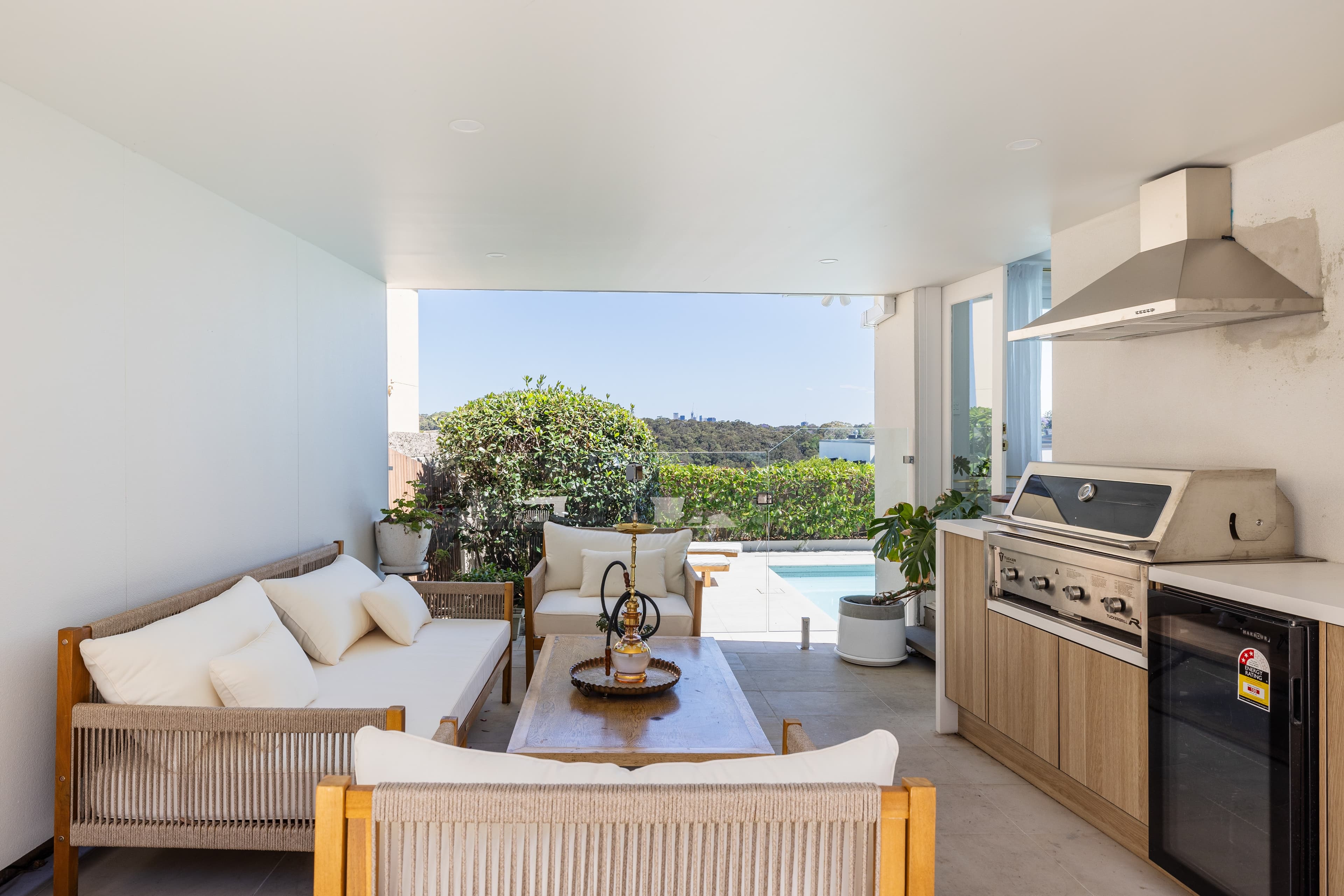 84 Neerim Road, Castle Cove - Thumbnail 8