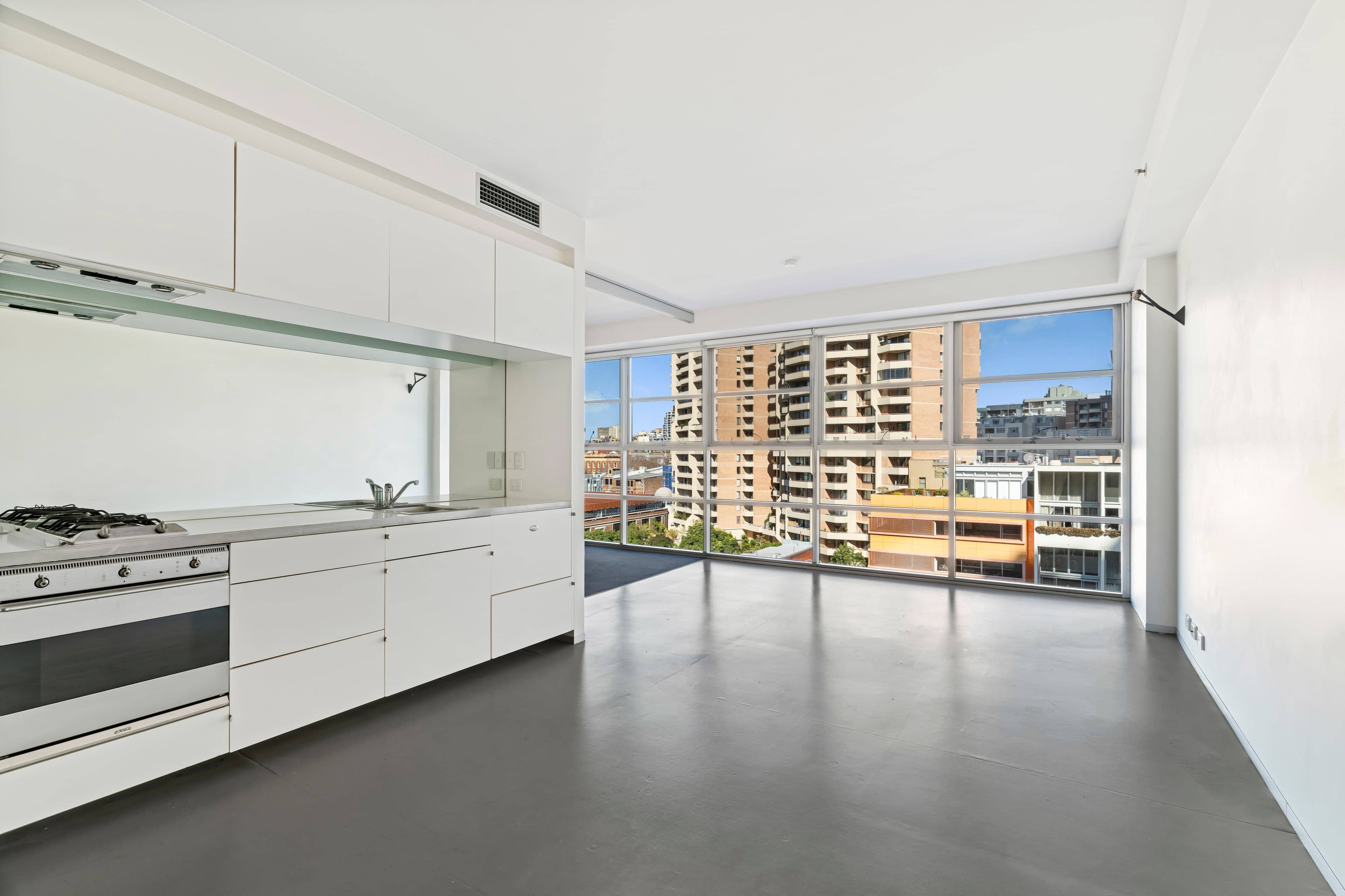 808/1 Francis Street, Darlinghurst - Image 1